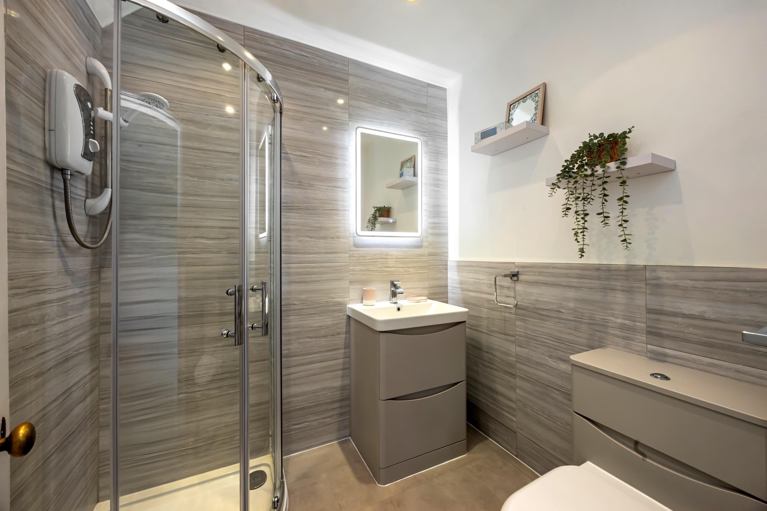 New Road, Esher, Surrey, KT10