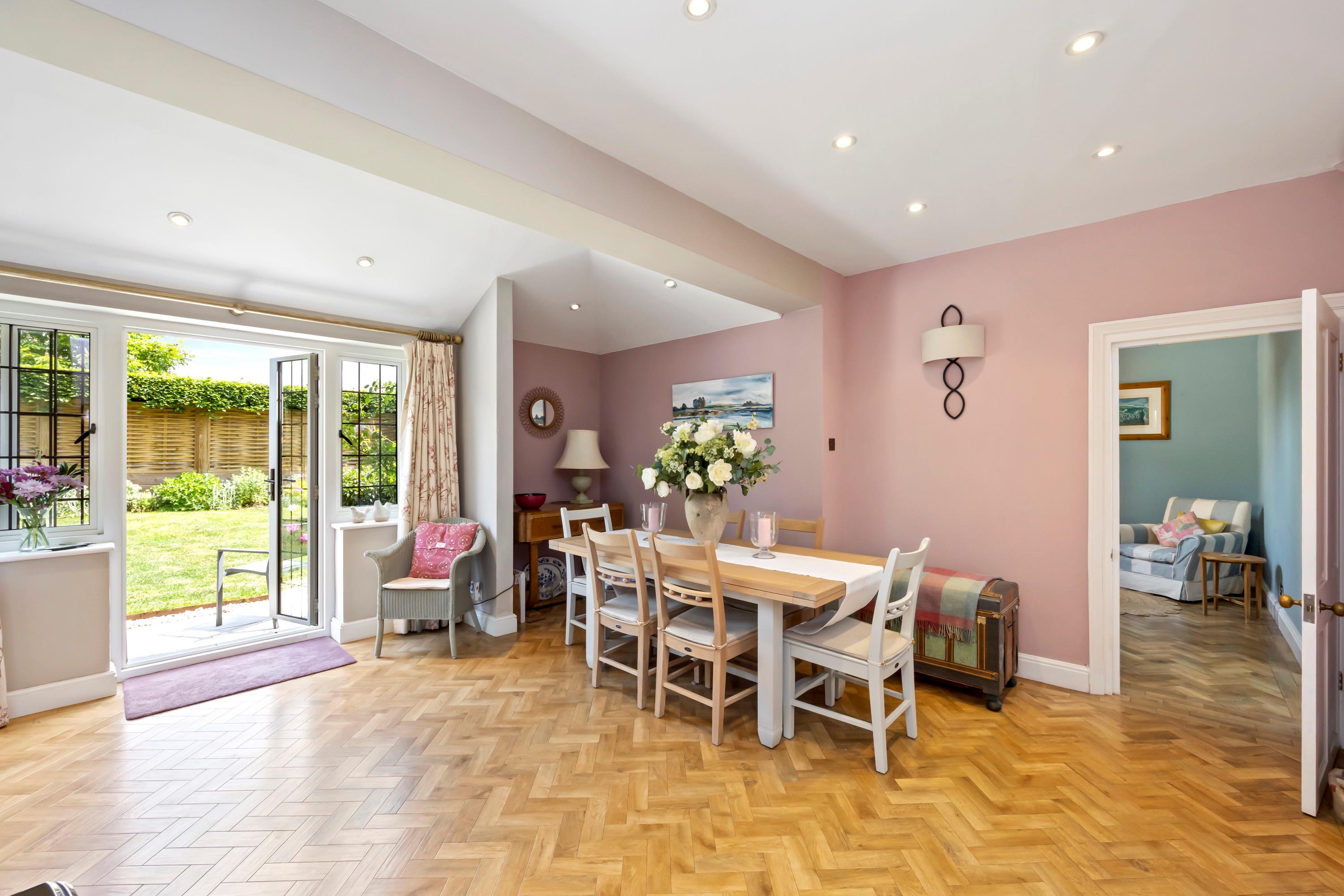 New Road, Esher, Surrey, KT10