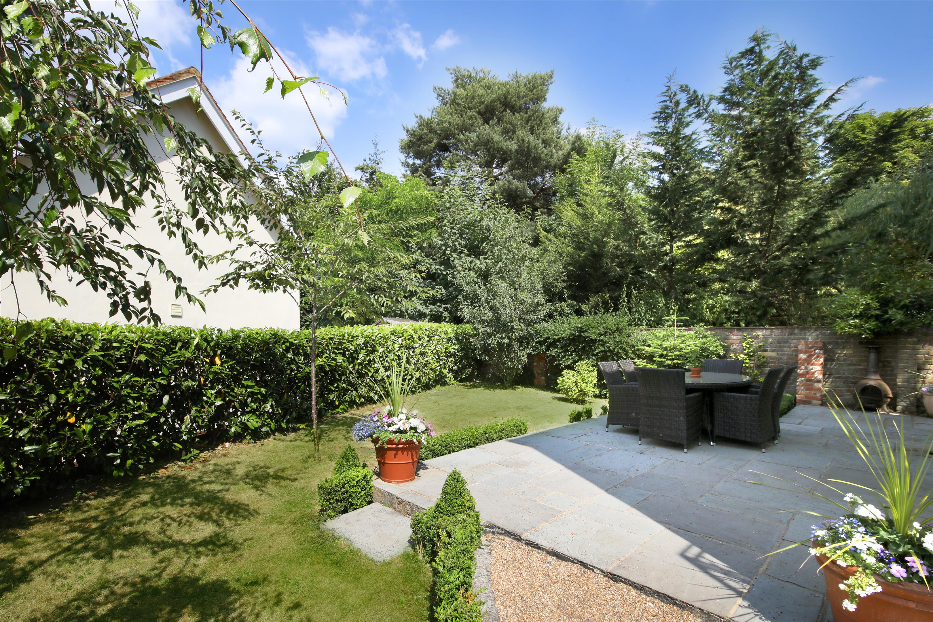 Woodcote Road, Epsom, Surrey KT18