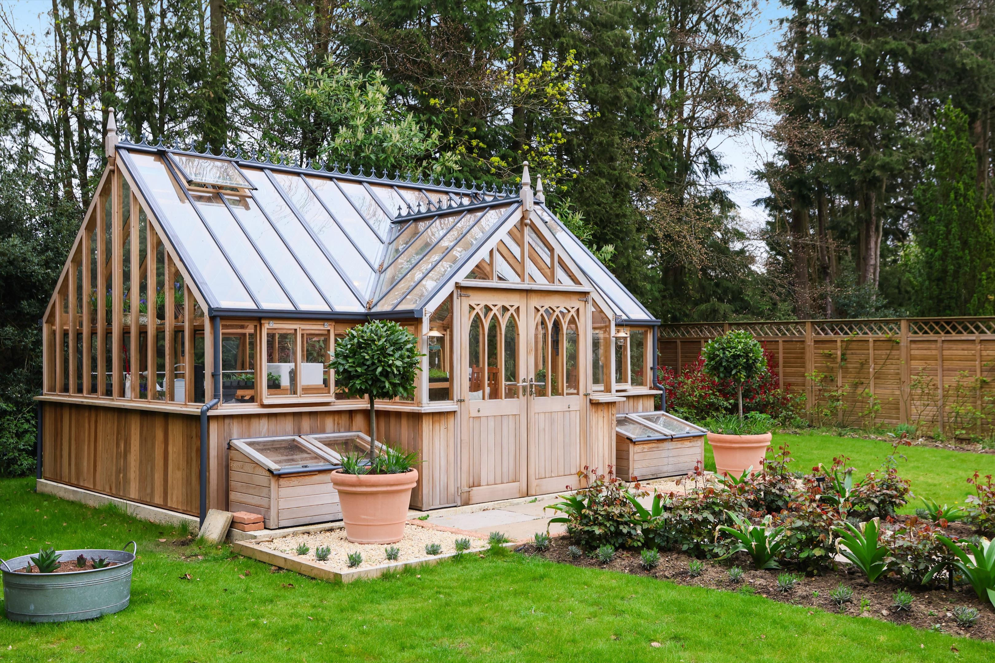 Woodlands Road, West Byfleet, Surrey KT14