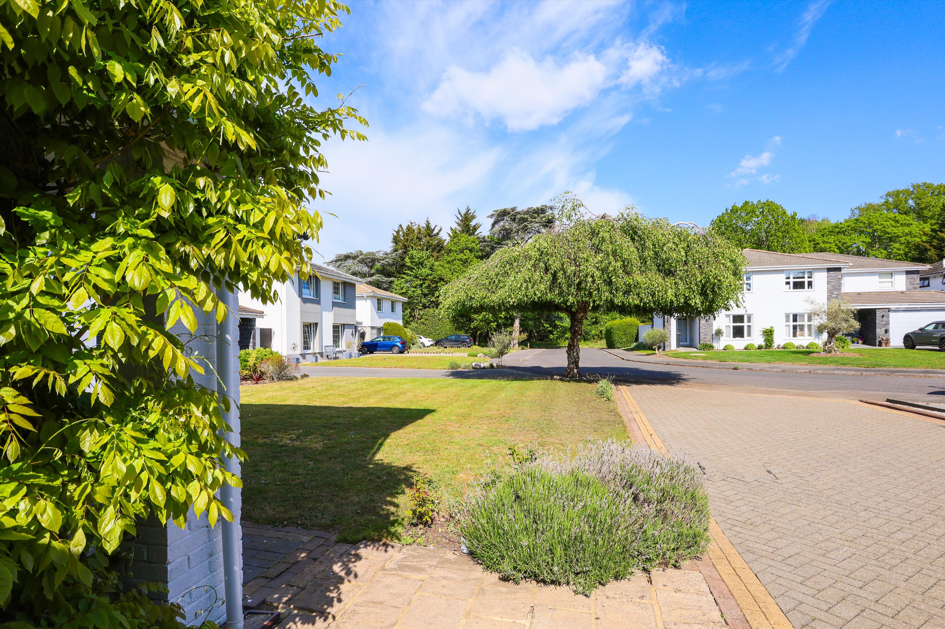 Westwood Close, Esher, Surrey KT10