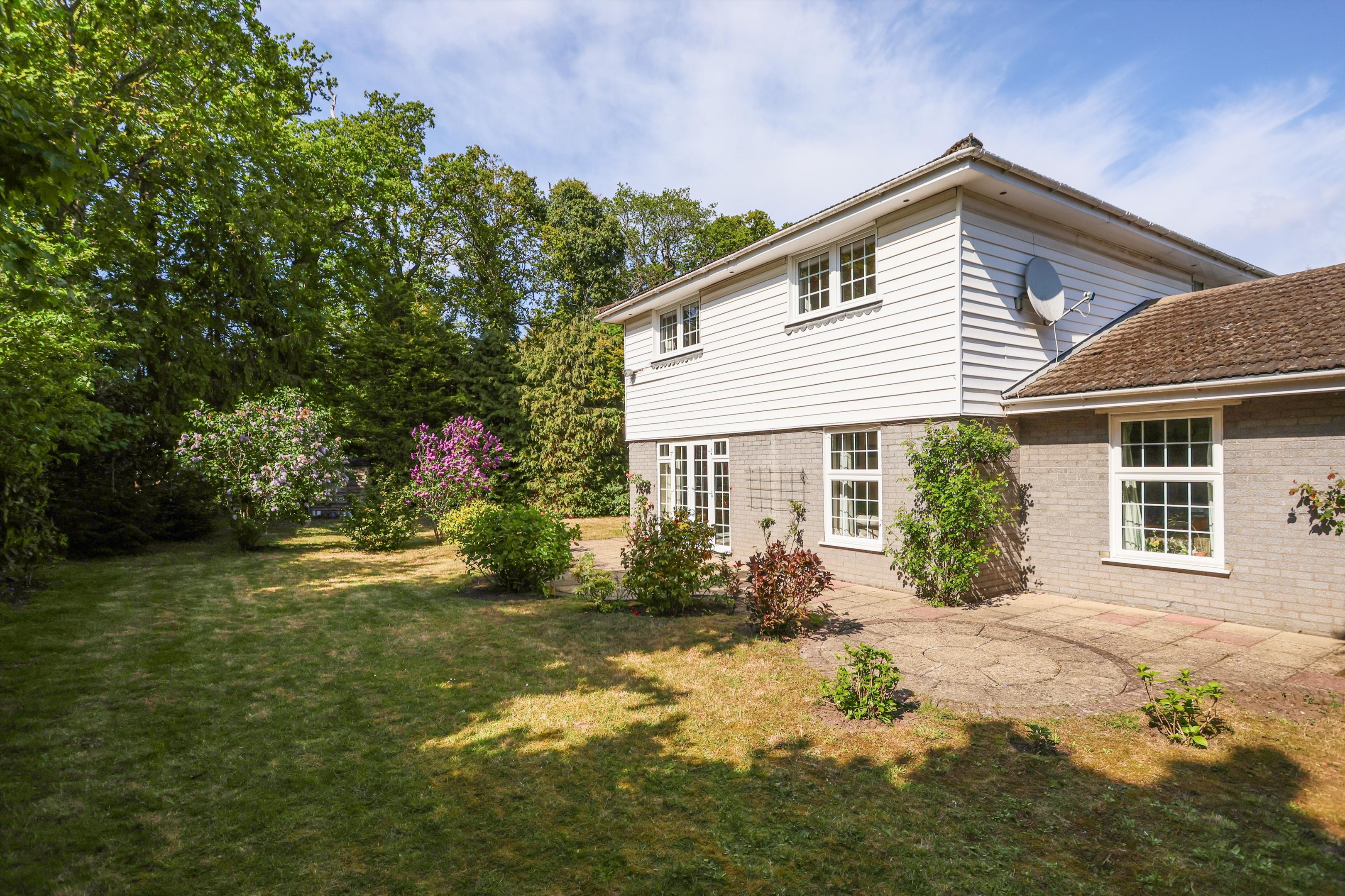 Westwood Close, Esher, Surrey KT10