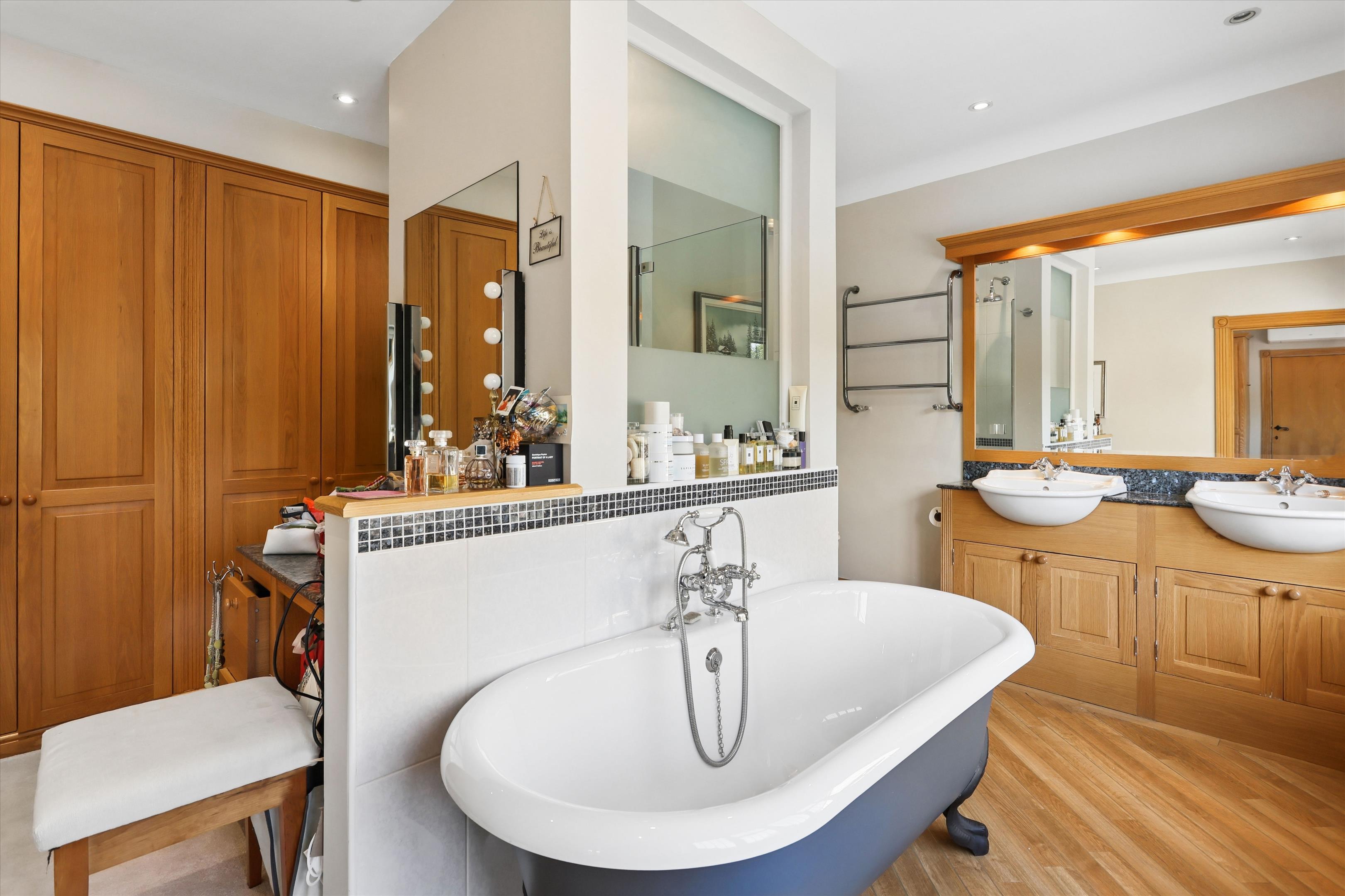 Meadway, Esher, Surrey KT10