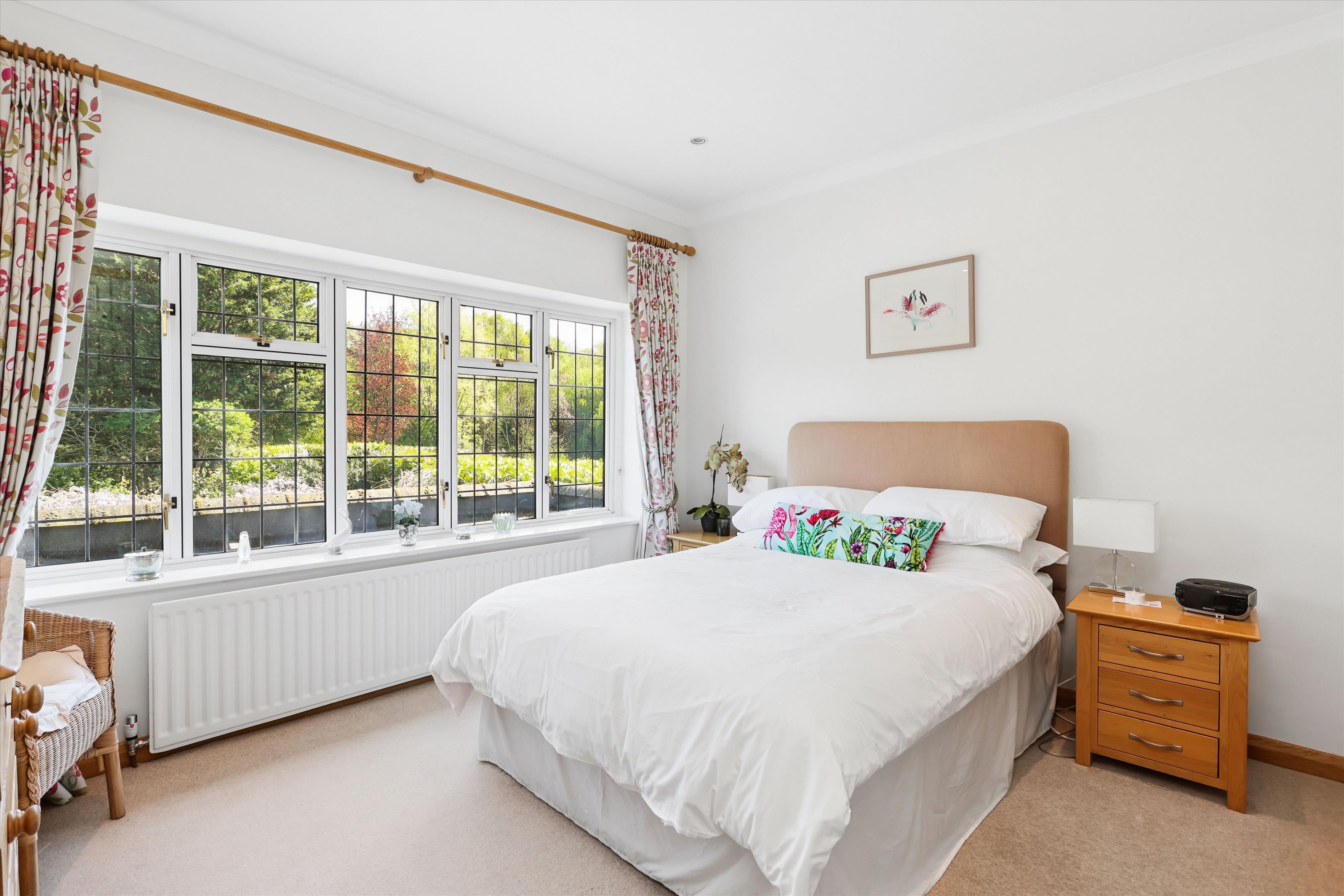 Meadway, Esher, Surrey KT10