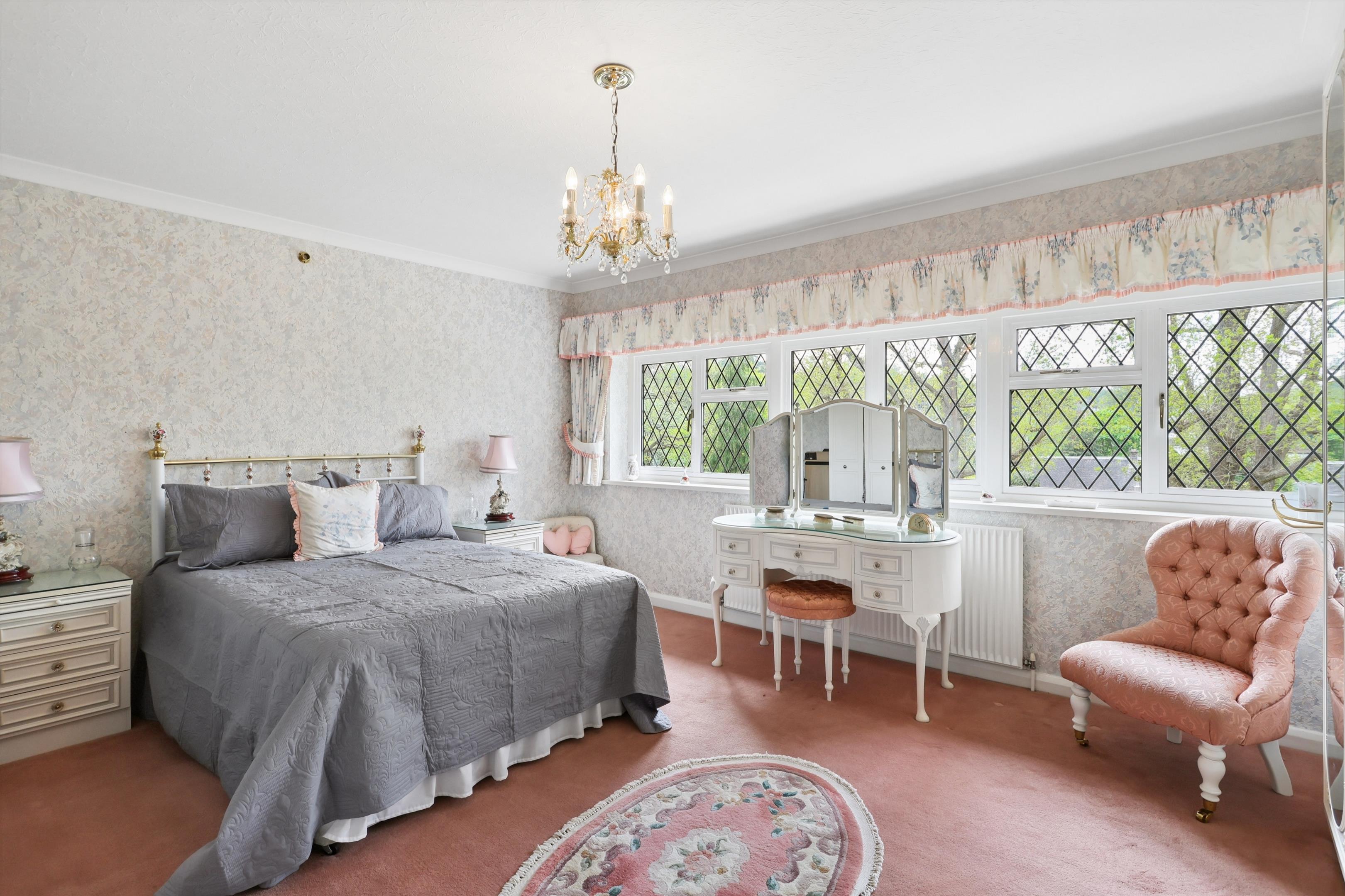 Hawkshill Way, Esher, Surrey KT10