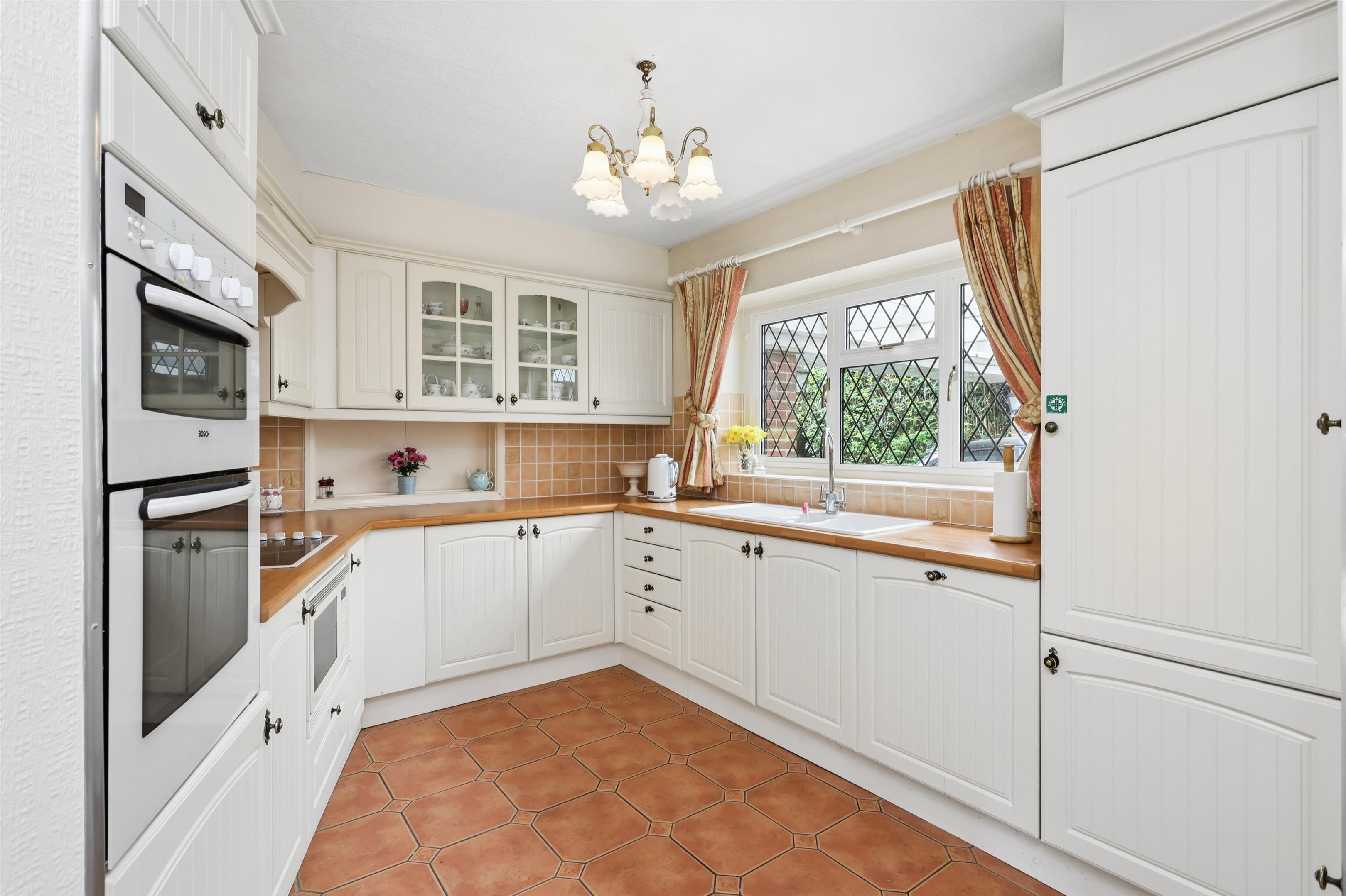 Hawkshill Way, Esher, Surrey KT10