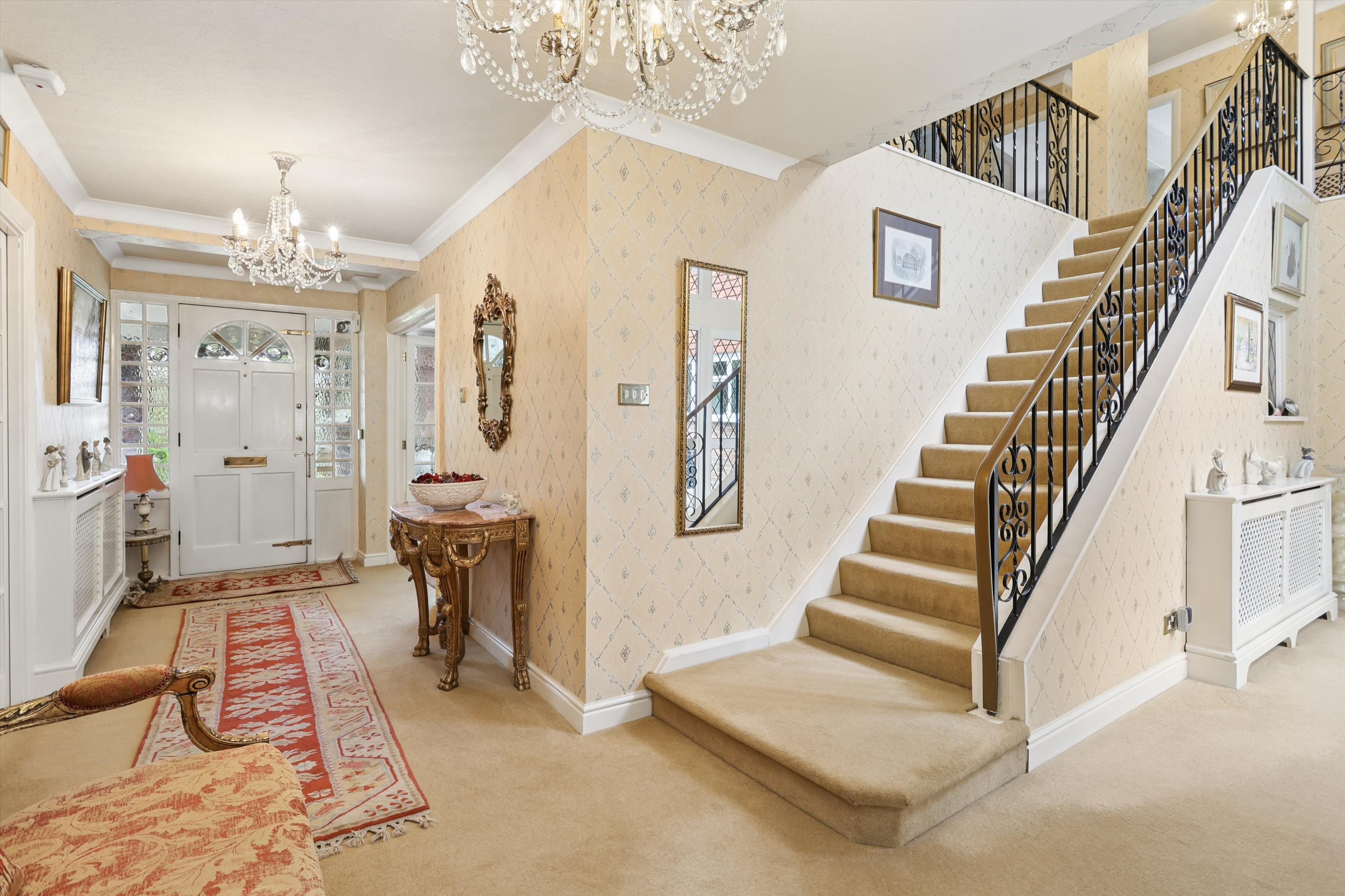 Hawkshill Way, Esher, Surrey KT10