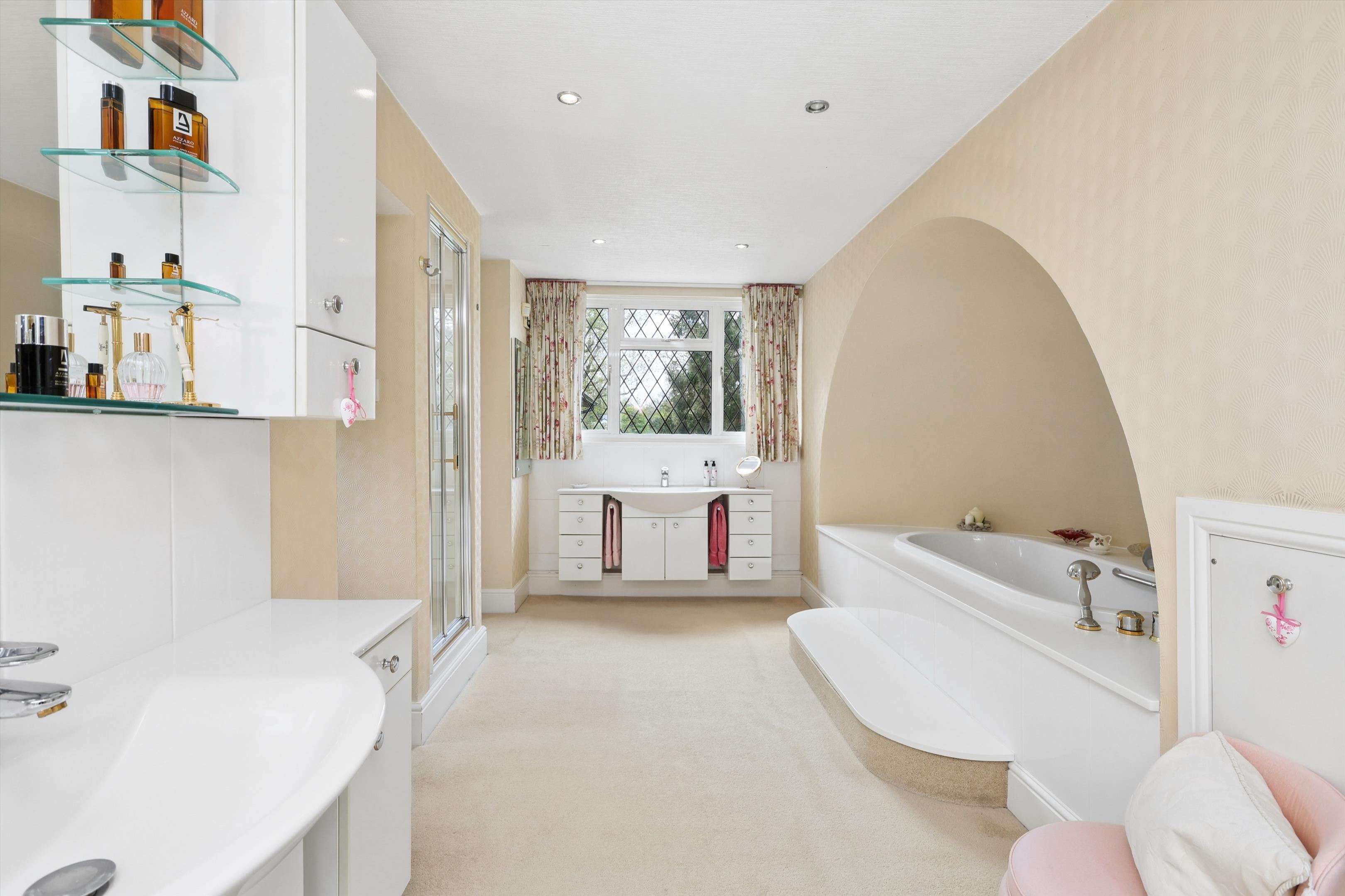 Hawkshill Way, Esher, Surrey KT10