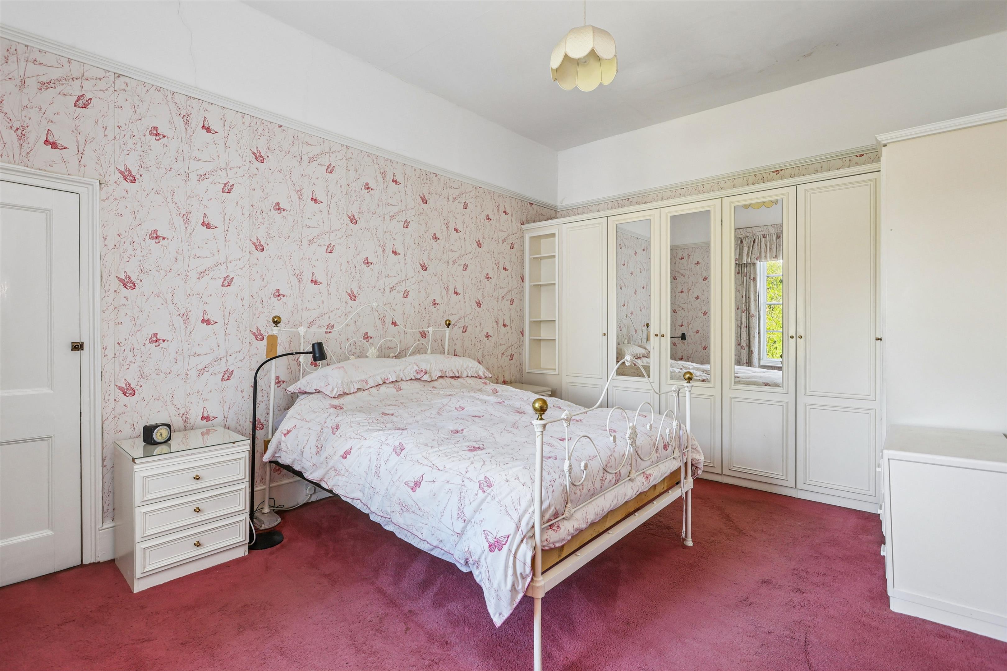 Headley Common Road, Headley, Epsom, Surrey KT18