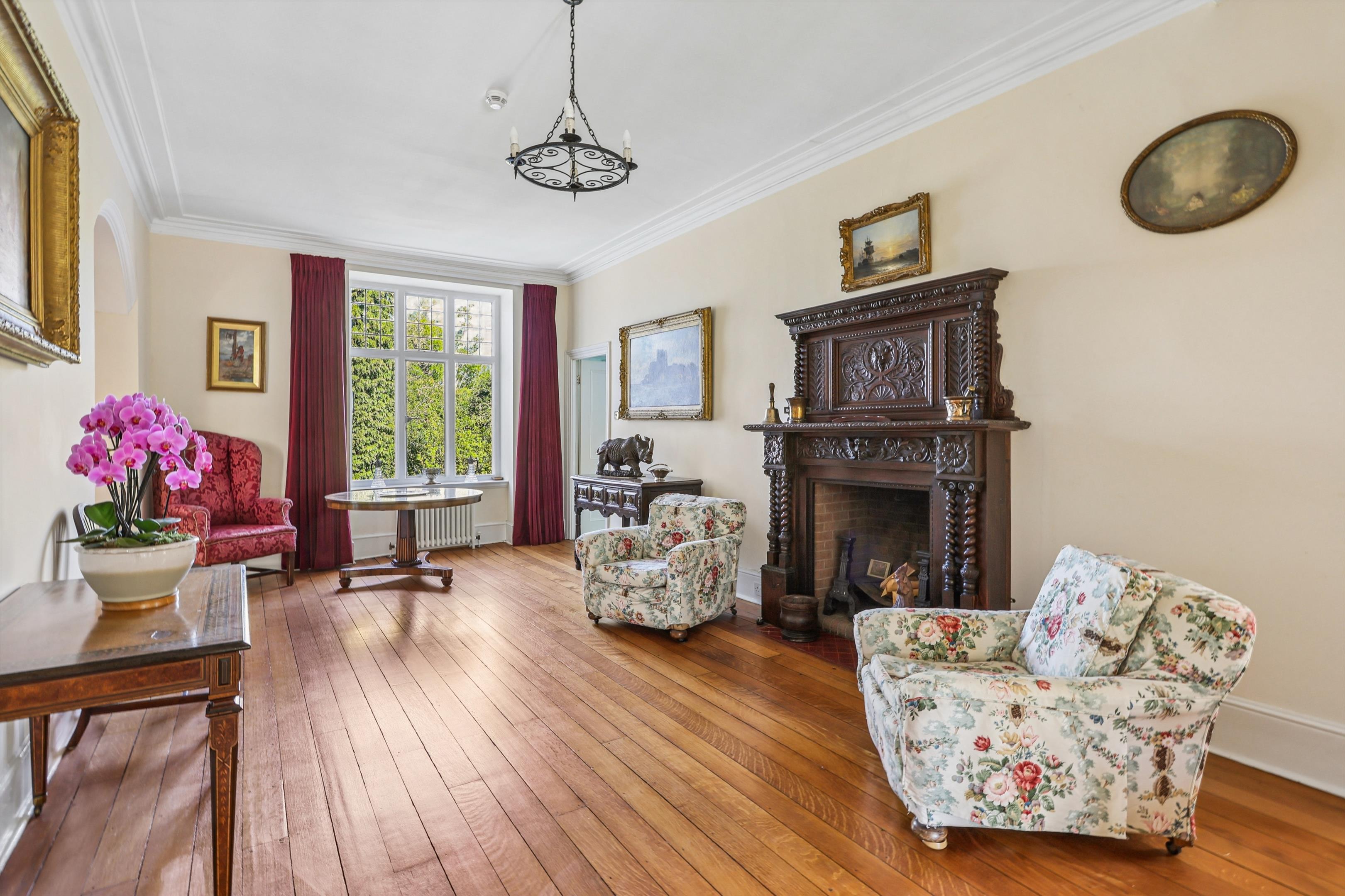 Headley Common Road, Headley, Epsom, Surrey KT18