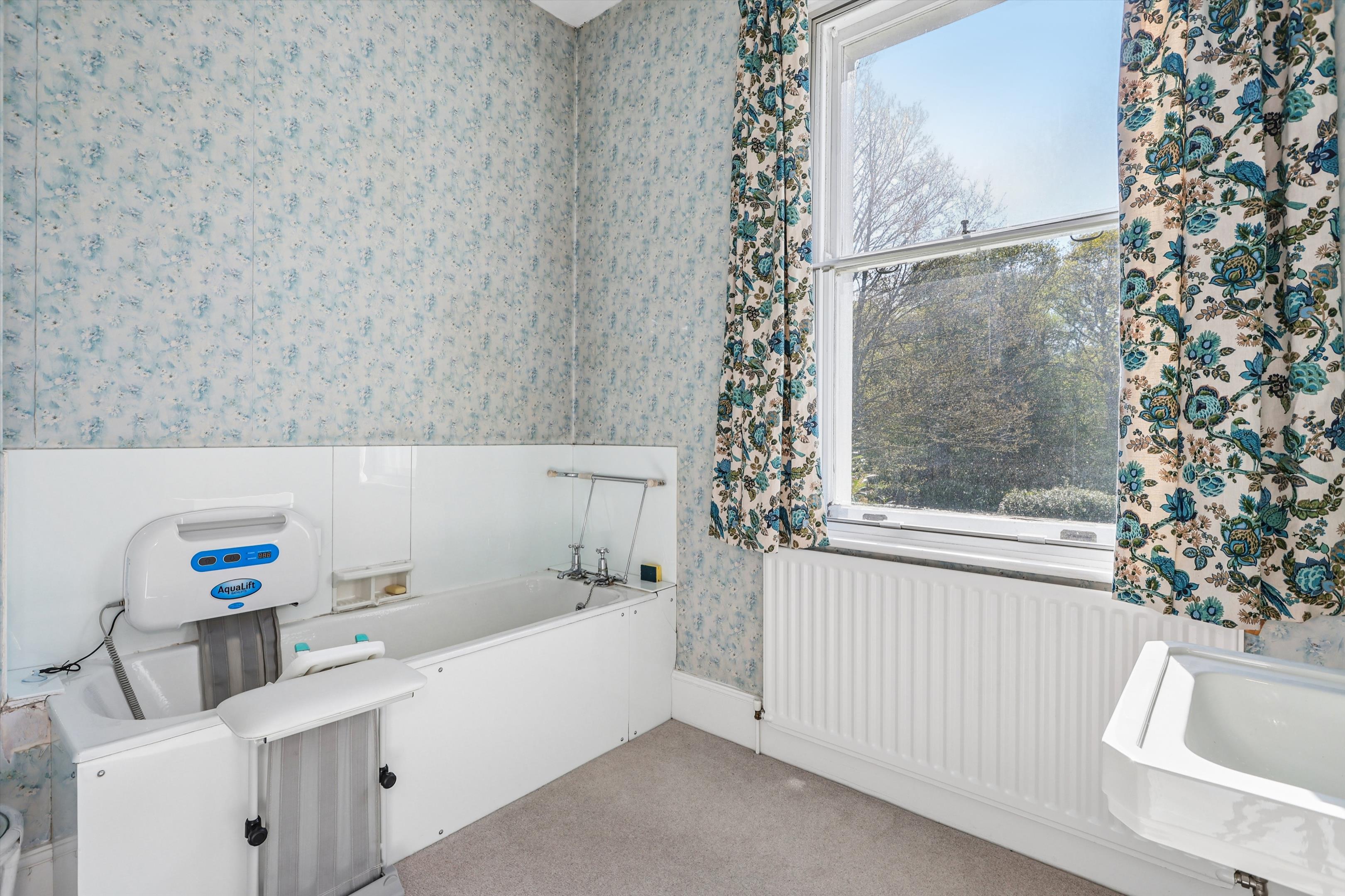 Headley Common Road, Headley, Epsom, Surrey KT18