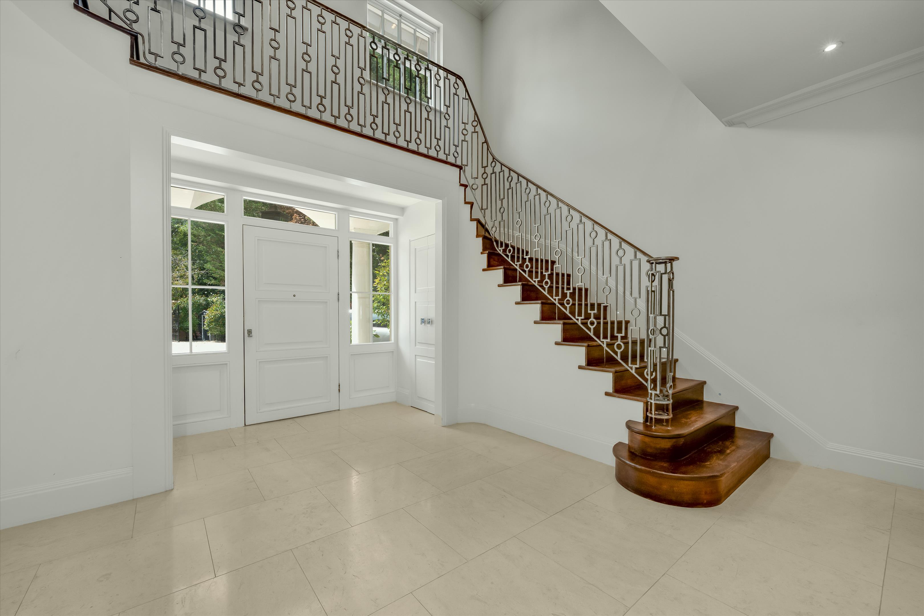 West End Lane, Esher, Surrey KT10