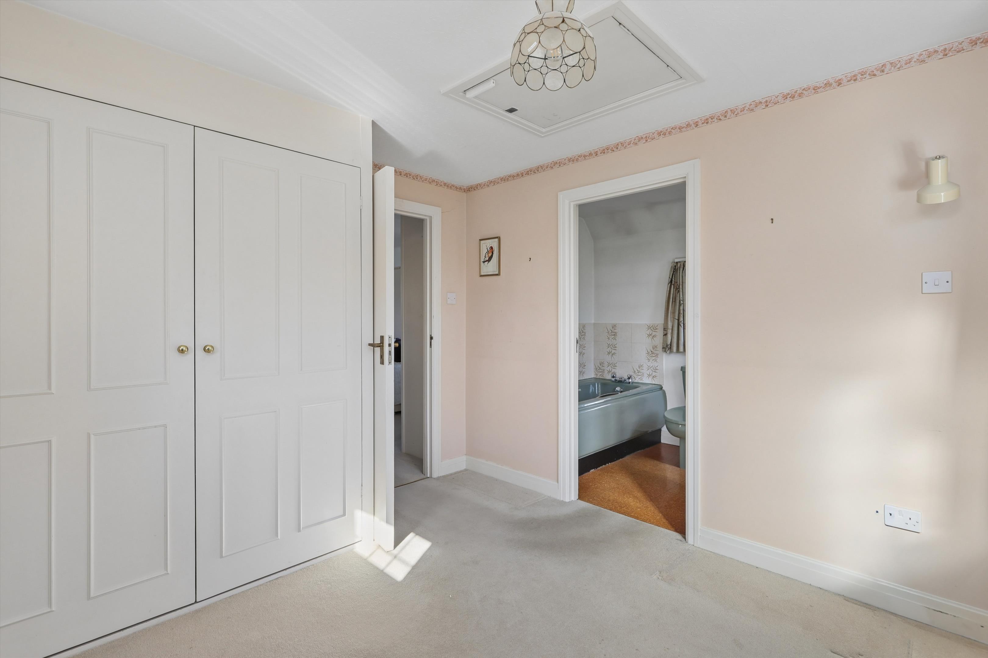 New Road, Esher, Surrey KT10