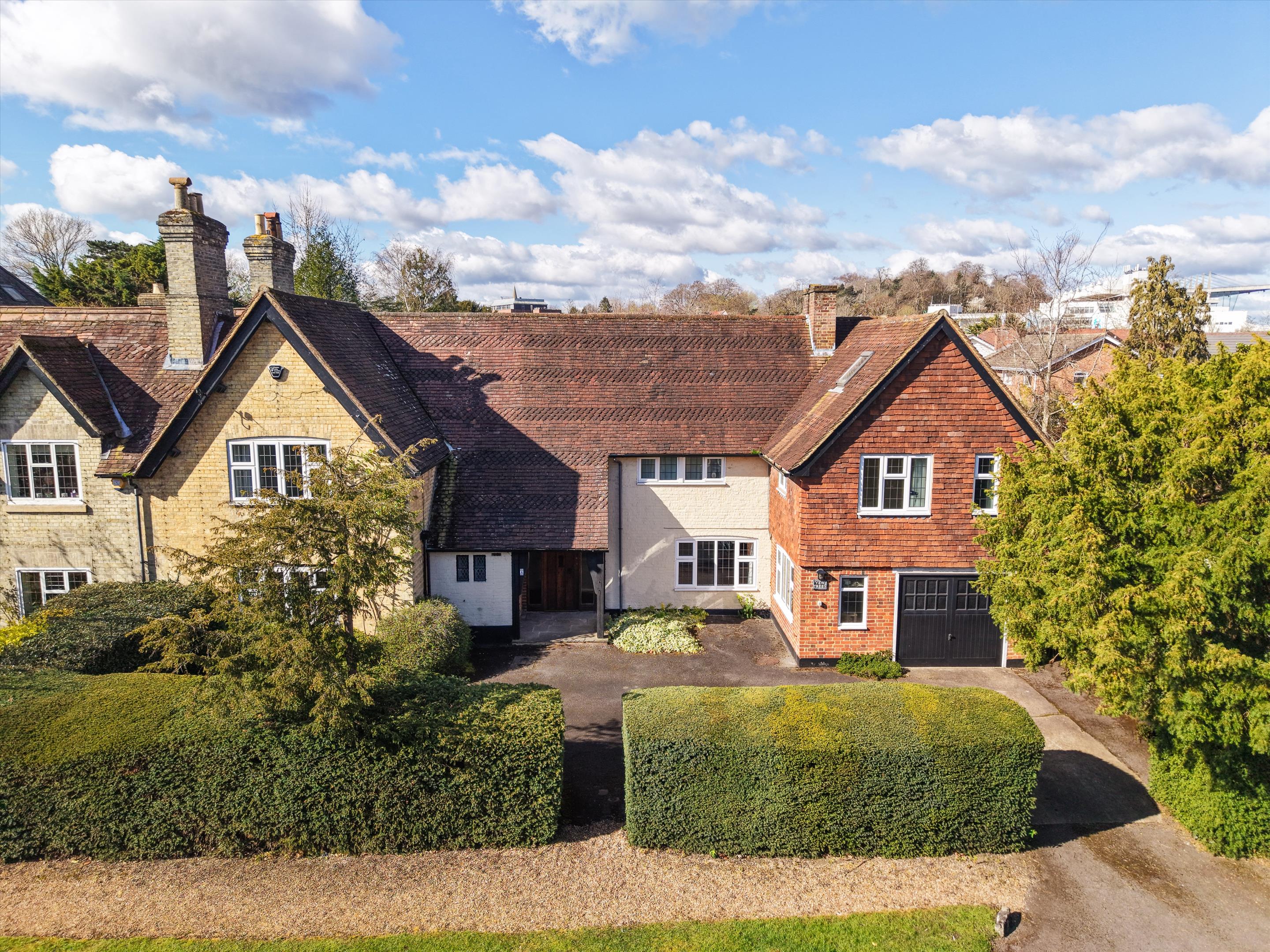 New Road, Esher, Surrey KT10