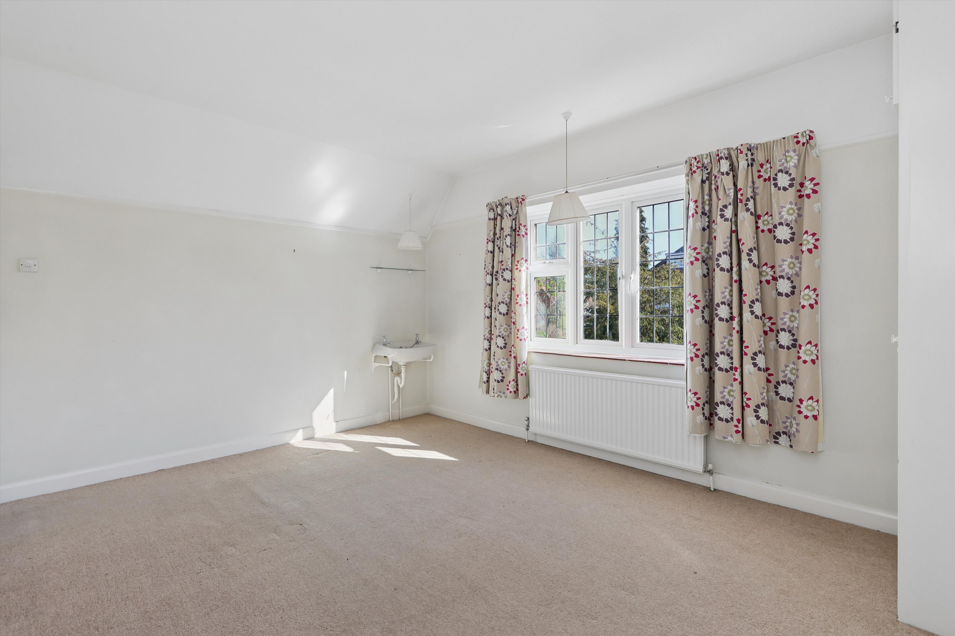 New Road, Esher, Surrey KT10