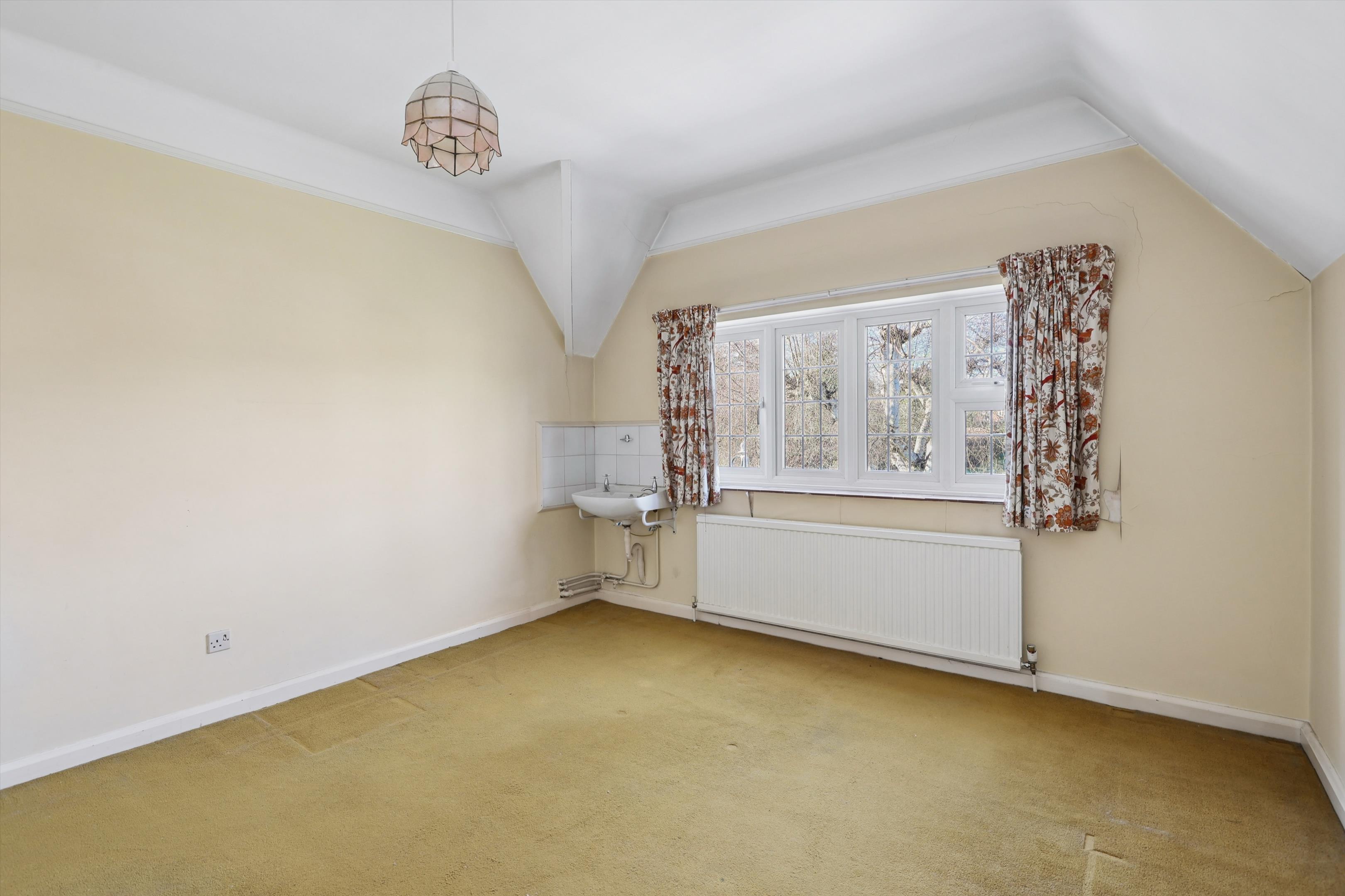 New Road, Esher, Surrey KT10