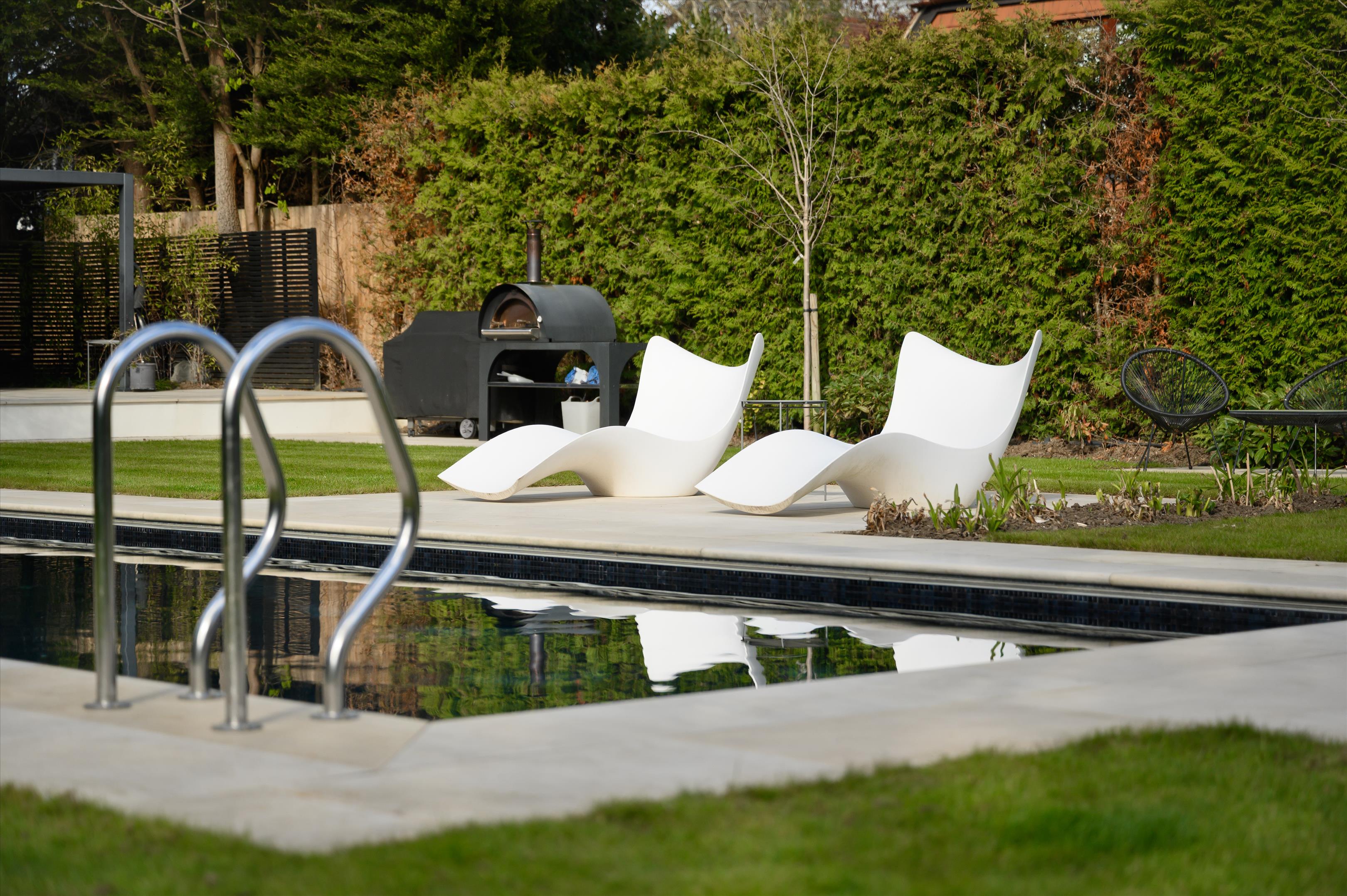 Sandown Avenue, Esher, Surrey KT10