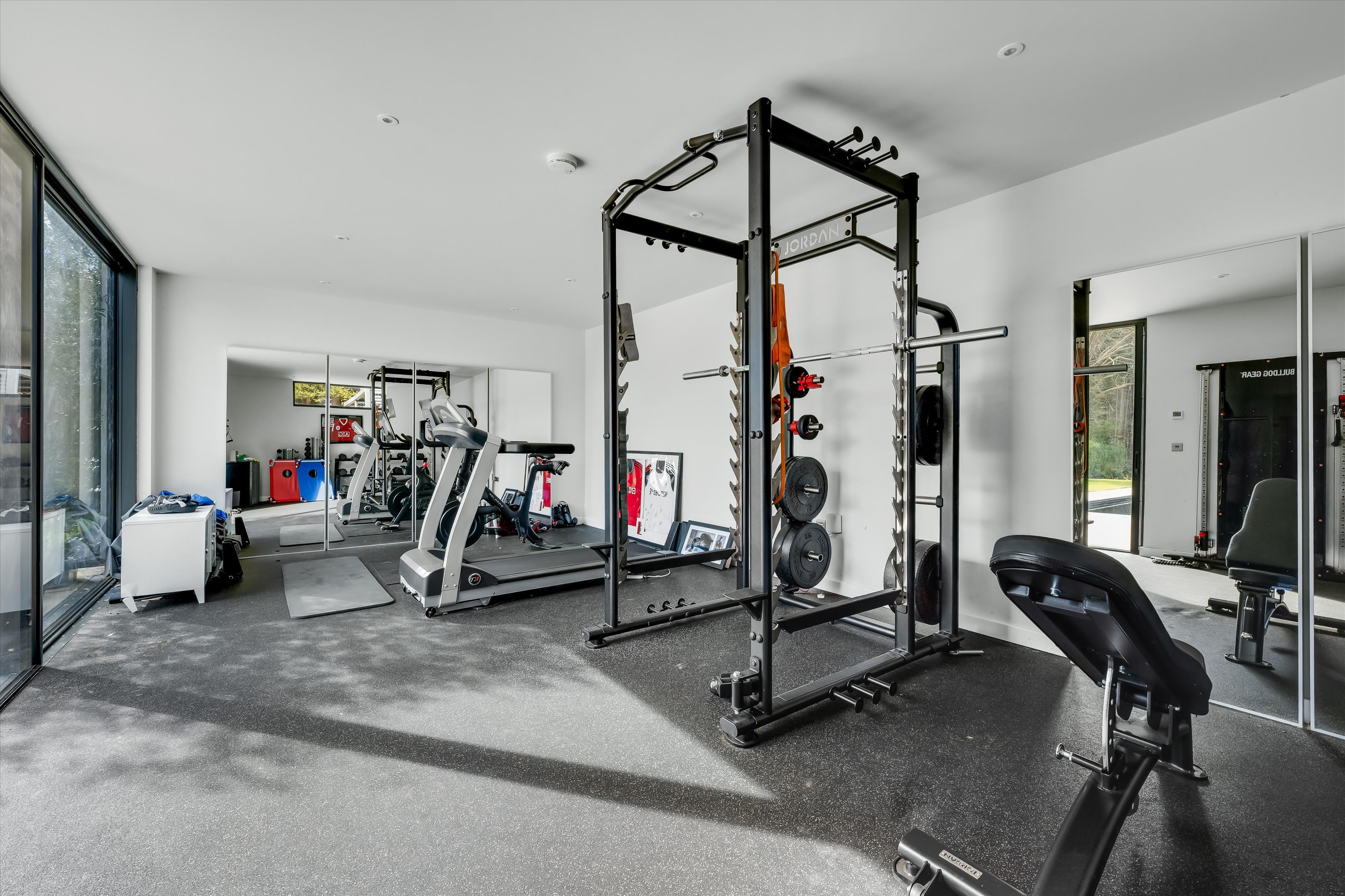 Sandown Avenue, Esher, Surrey KT10