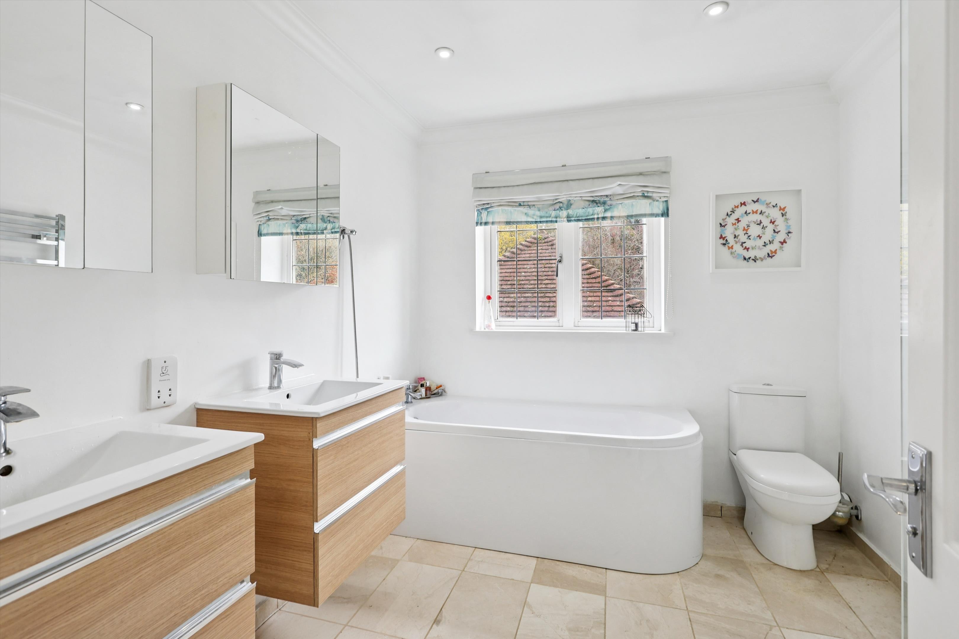 Grays Lane, Ashtead, Surrey KT21