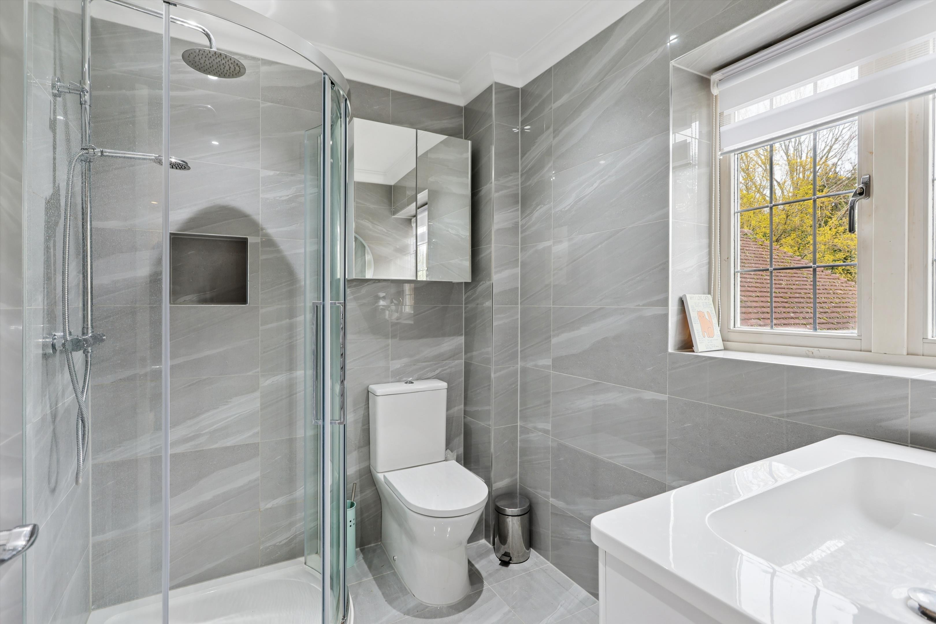 Grays Lane, Ashtead, Surrey KT21