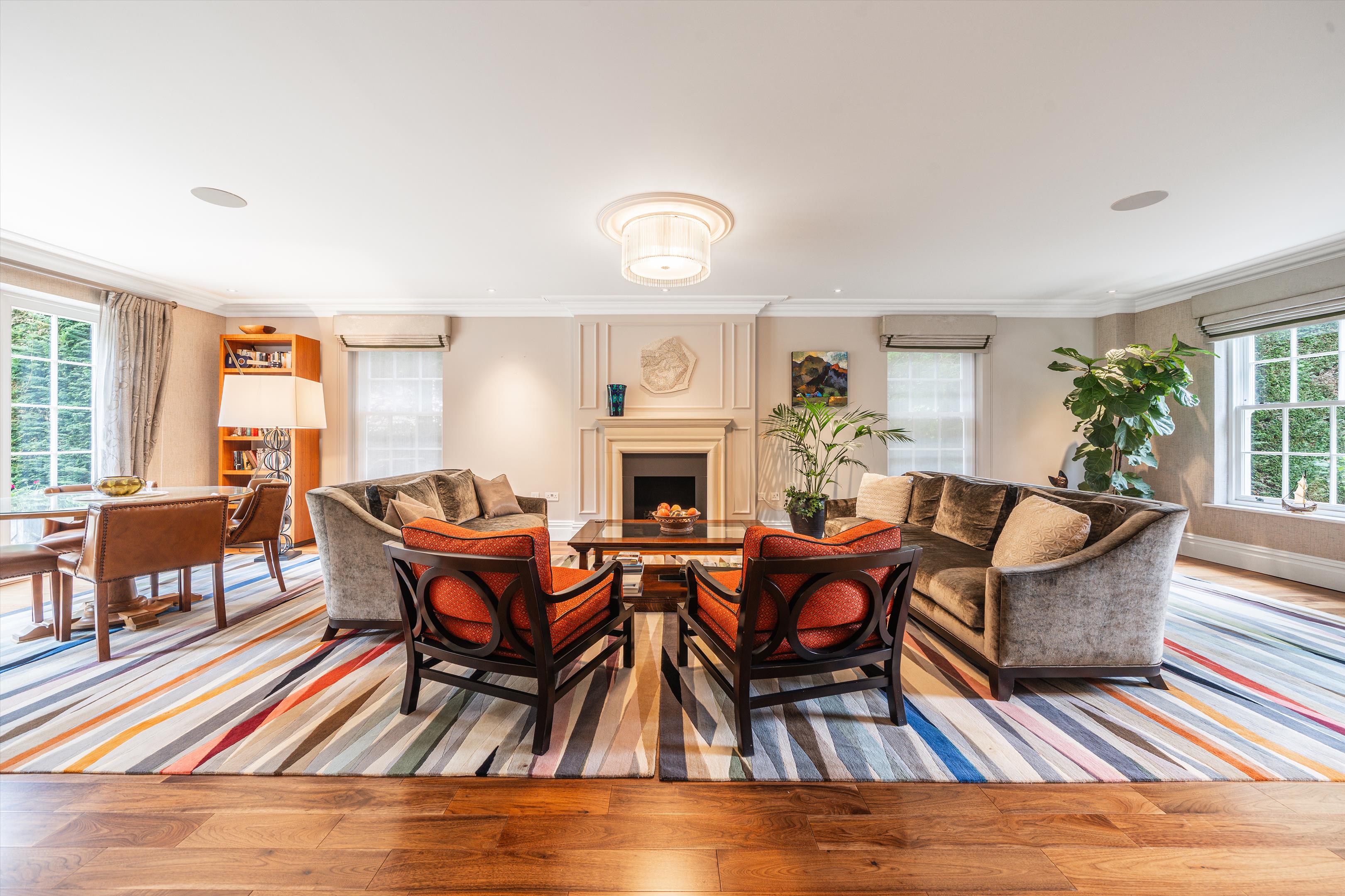 Burwood Park, Walton-On-Thames, Surrey, KT12