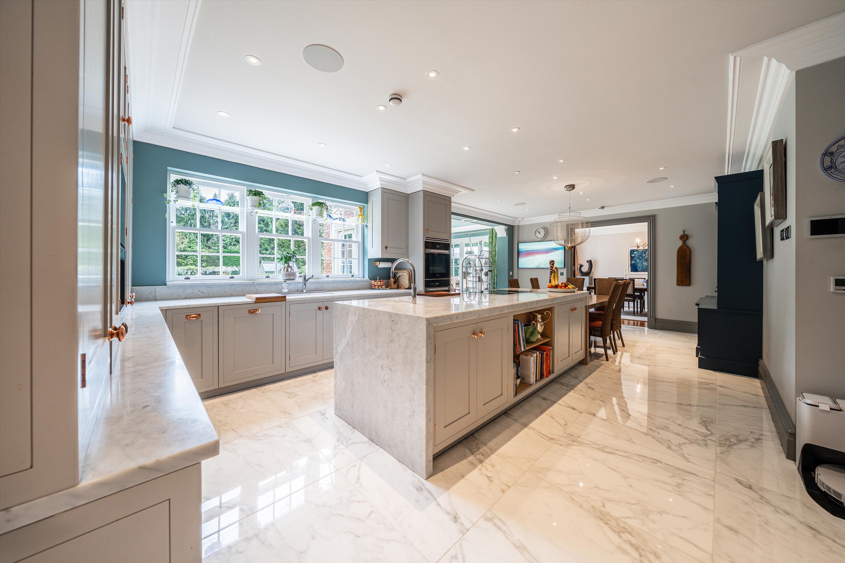 Burwood Park, Walton-On-Thames, Surrey, KT12
