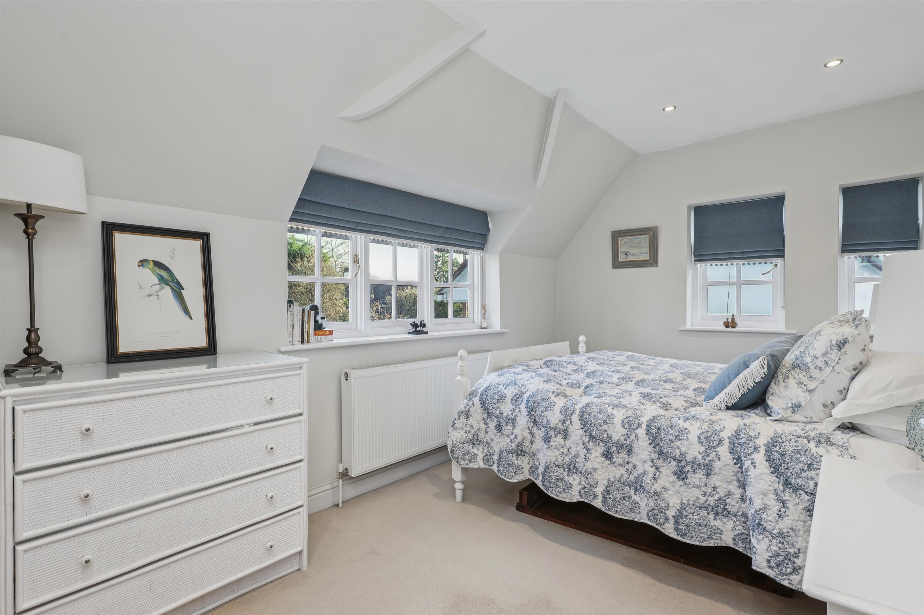Littleworth Avenue, Esher, Surrey, KT10