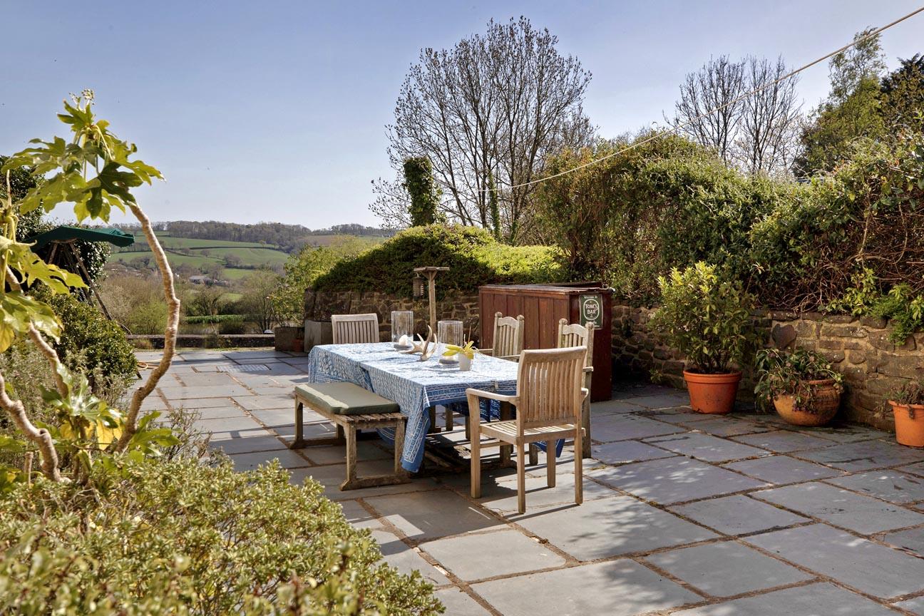 Dira Barton, East Village, Crediton, Devon, EX17
