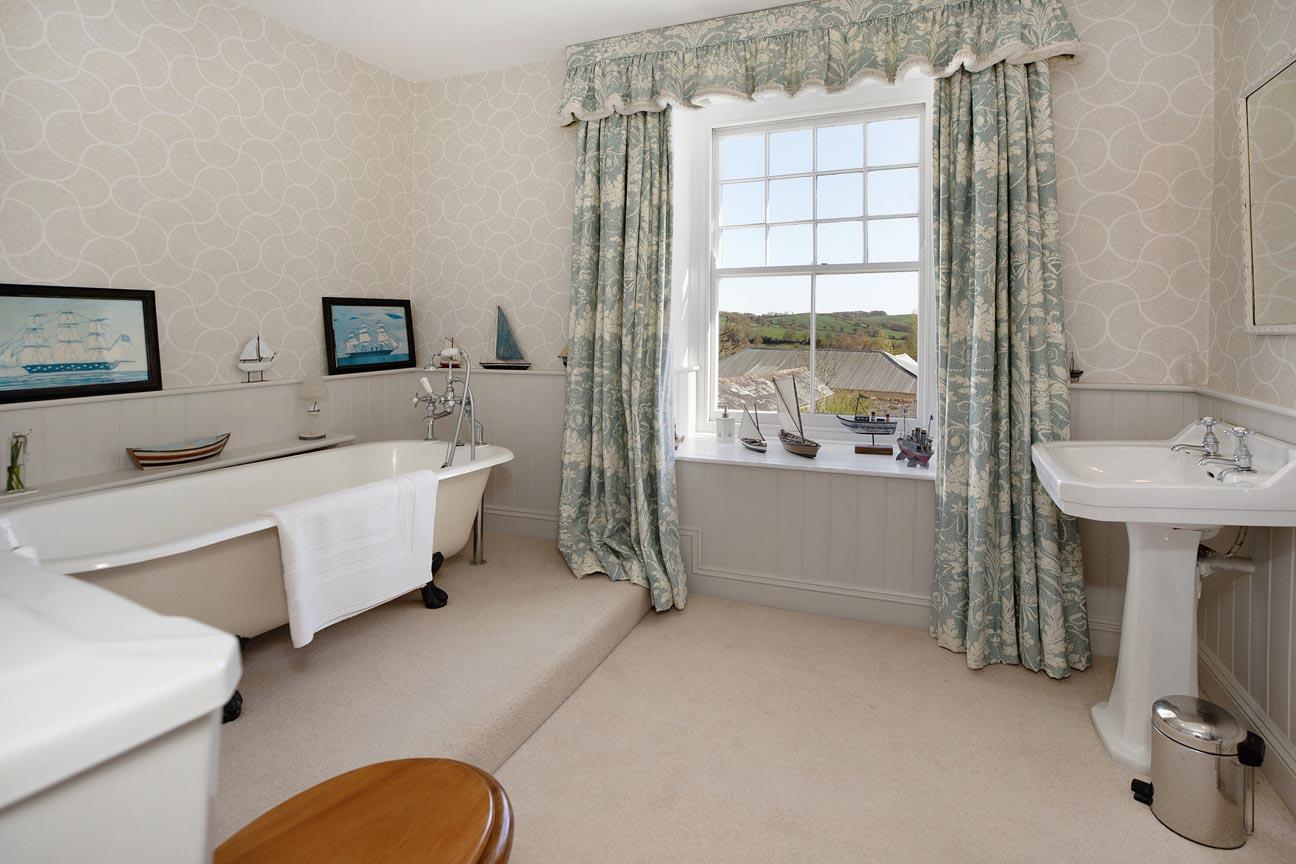 Dira Barton, East Village, Crediton, Devon, EX17