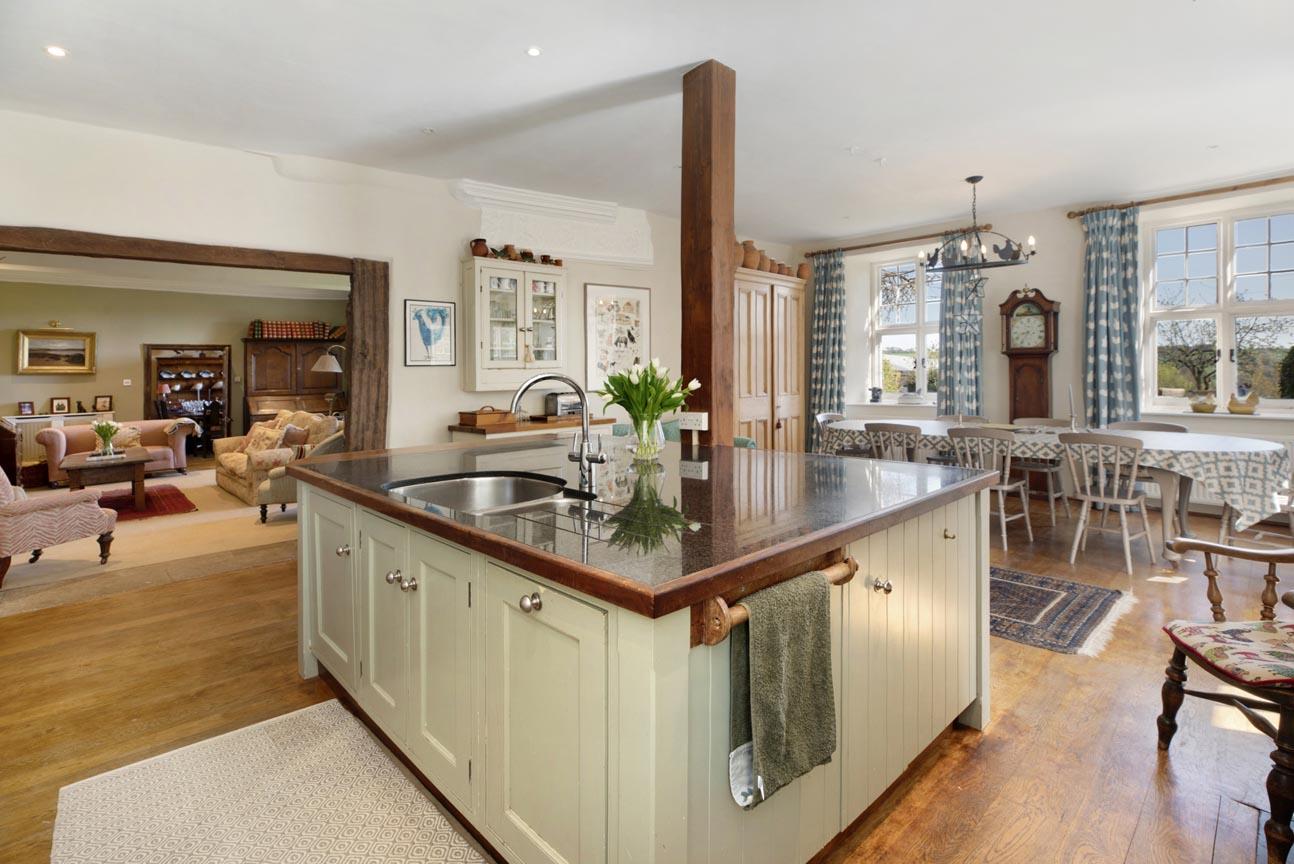 Dira Barton, East Village, Crediton, Devon, EX17