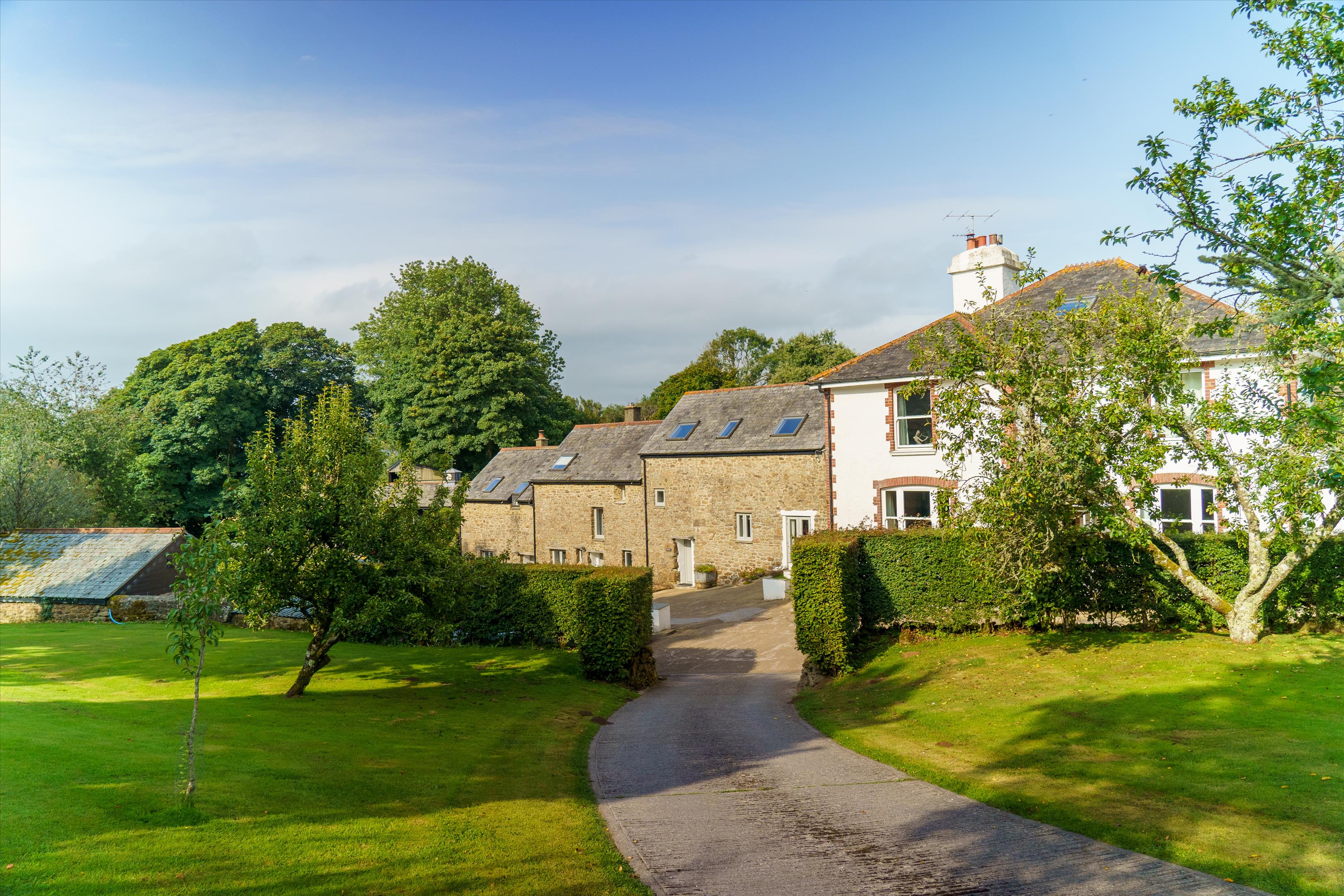 Lustleigh, Bovey Tracey, Devon TQ13