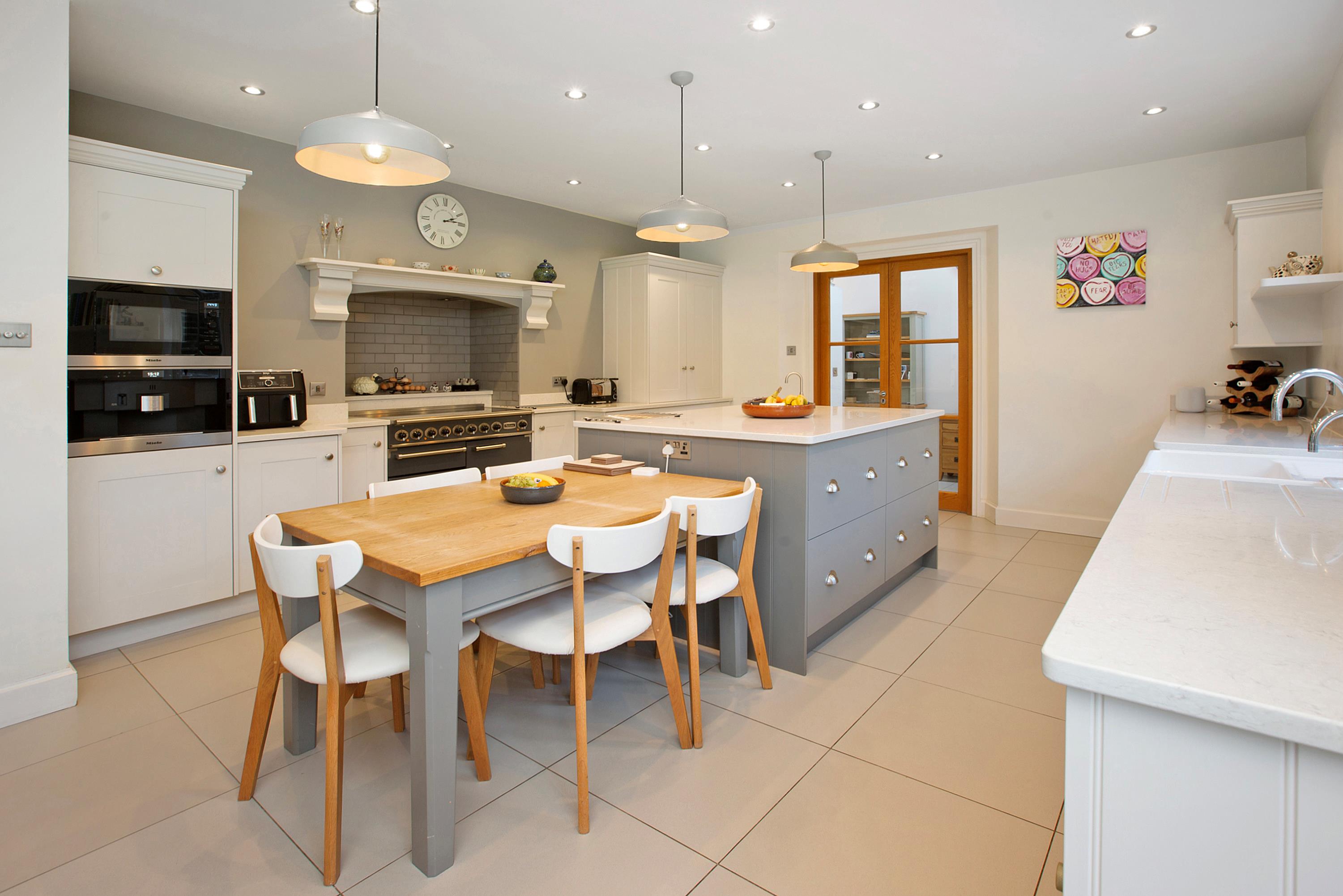 Lustleigh, Bovey Tracey, Devon TQ13
