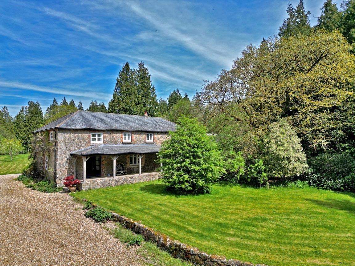 Widecombe-in-the-Moor, Newton Abbot, Devon, TQ13