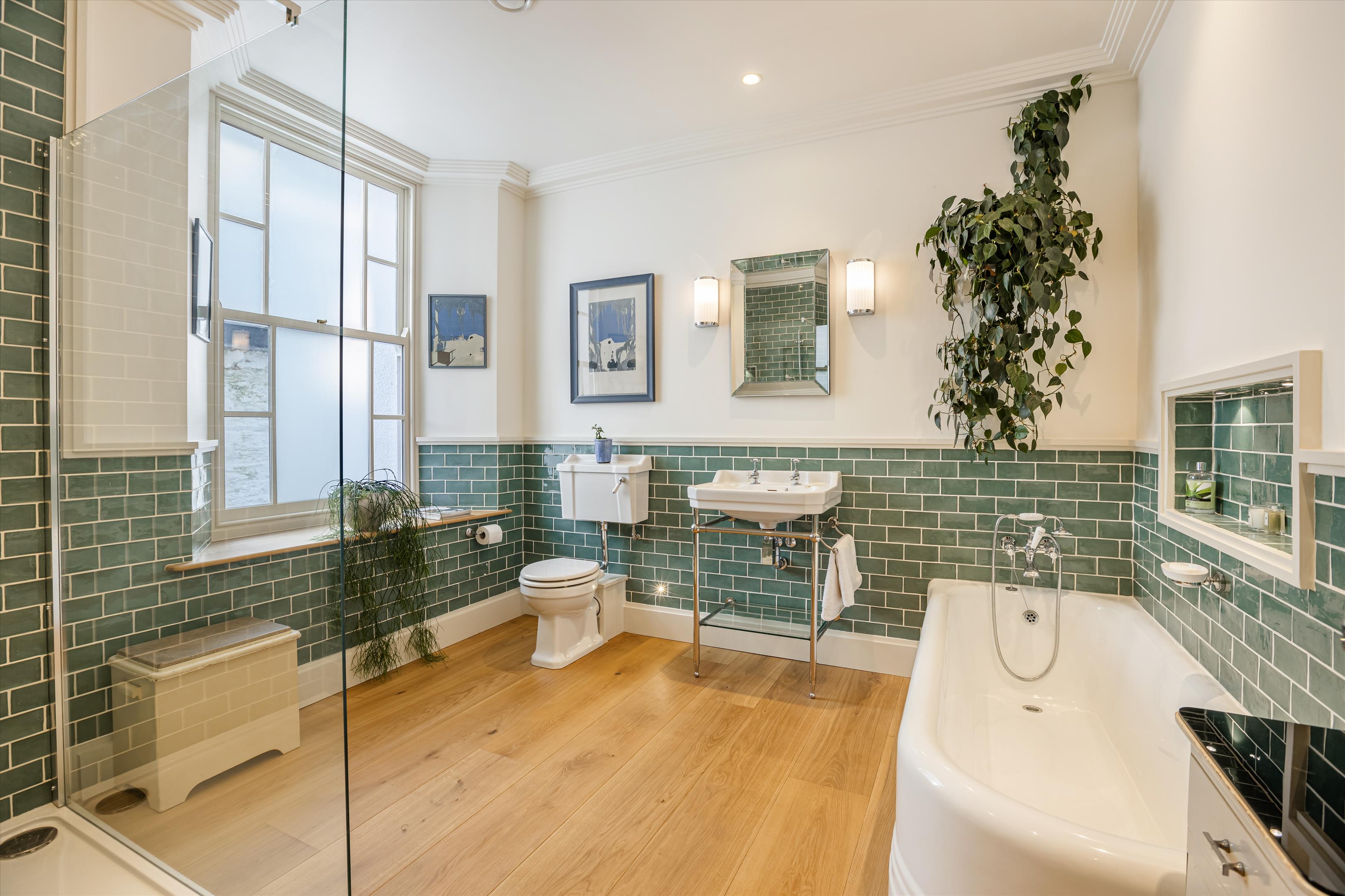 Beacon Road, Kingswear, Dartmouth, Devon, TQ6