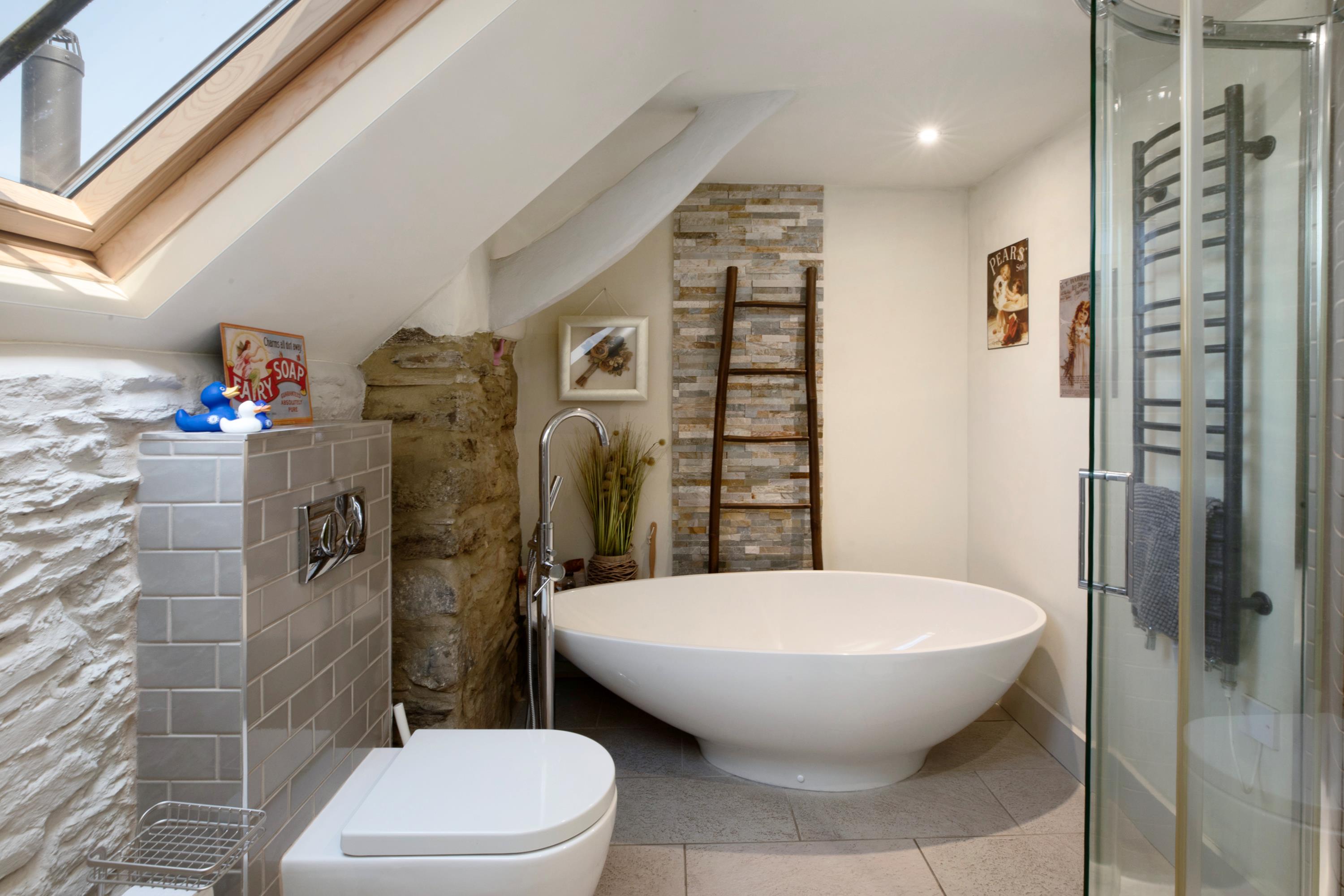 Lower Hill Farm, Lamerton, Tavistock, Devon, PL19.