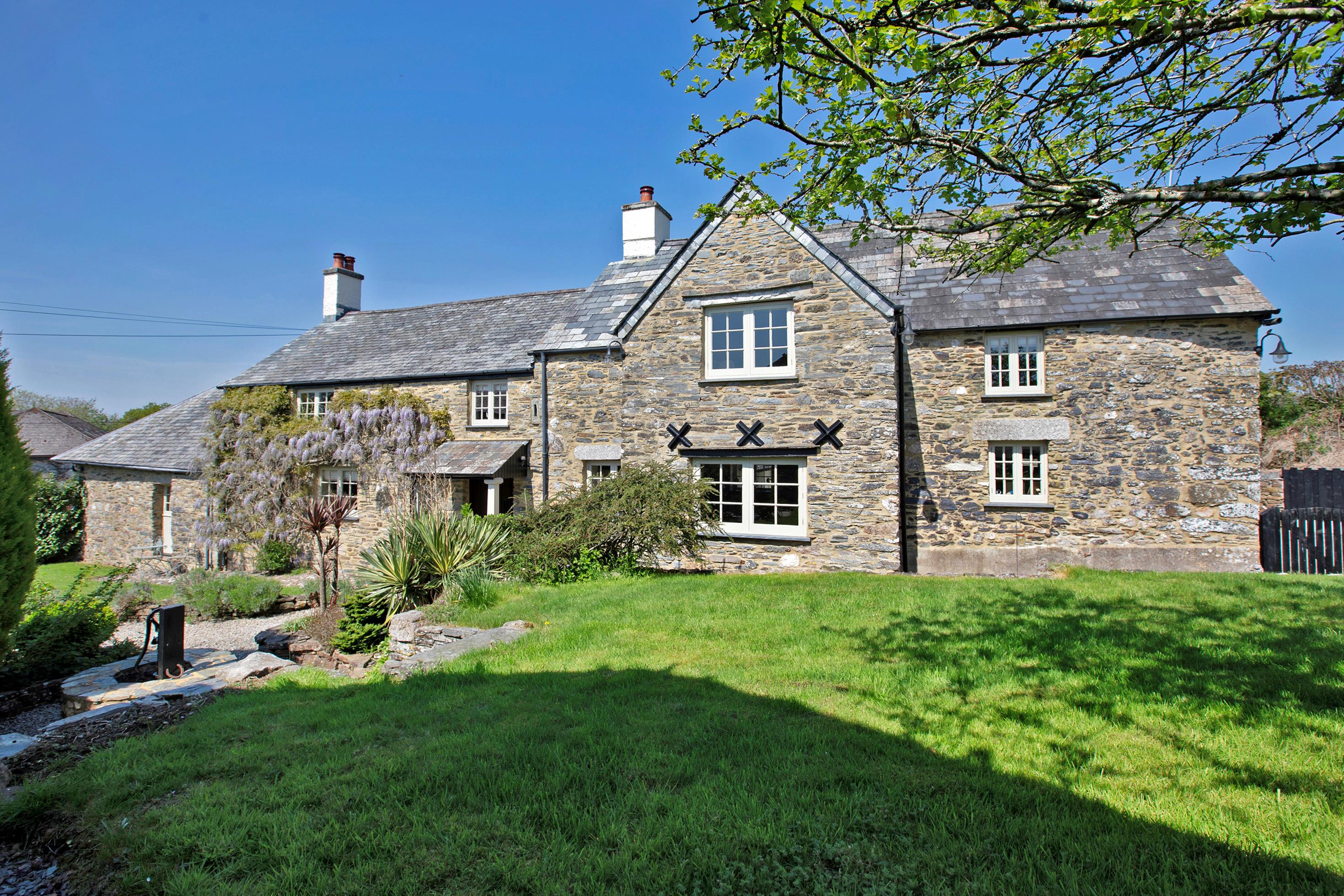 Lower Hill Farm, Lamerton, Tavistock, Devon, PL19.