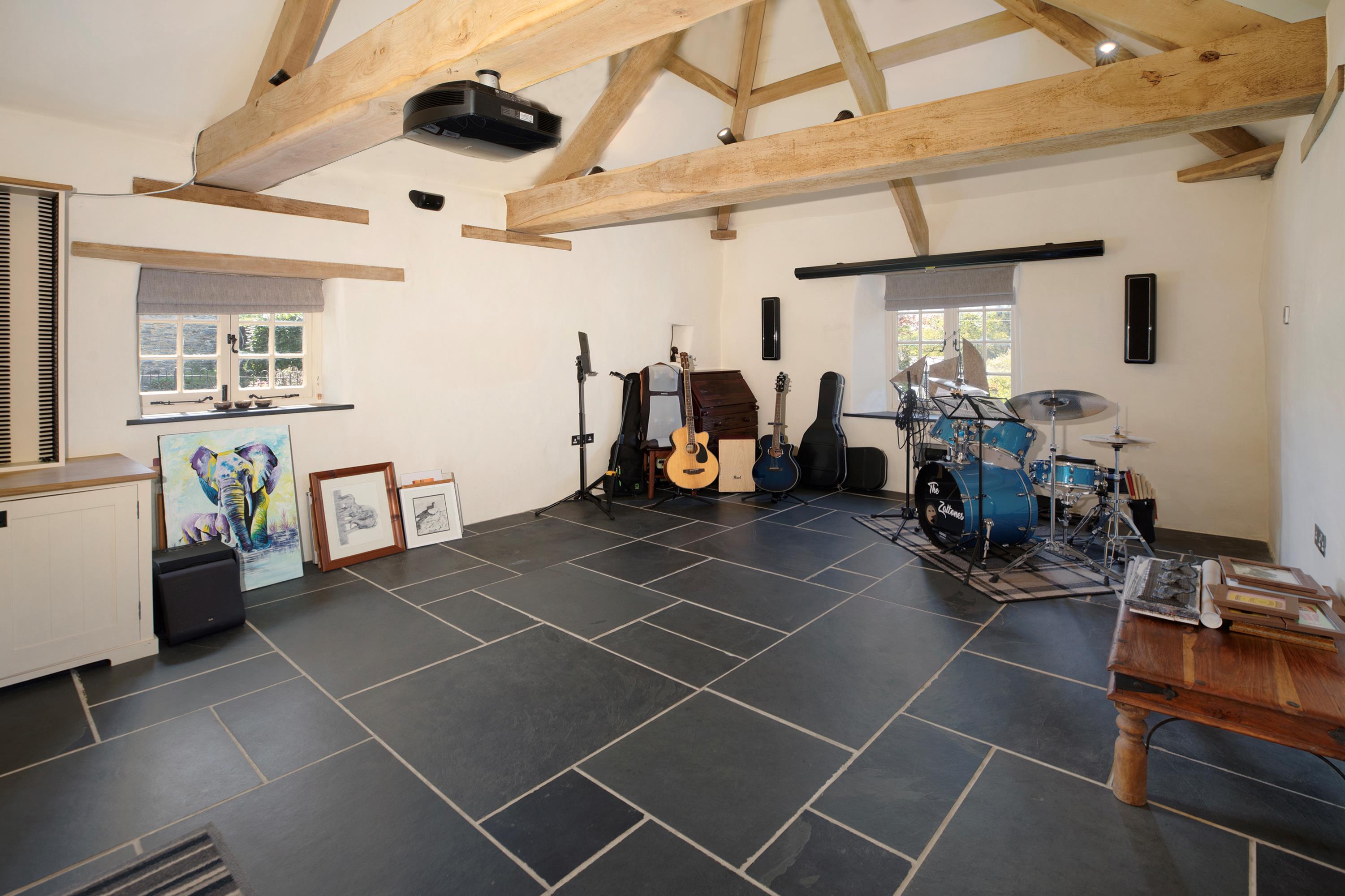 Lower Hill Farm, Lamerton, Tavistock, Devon, PL19.