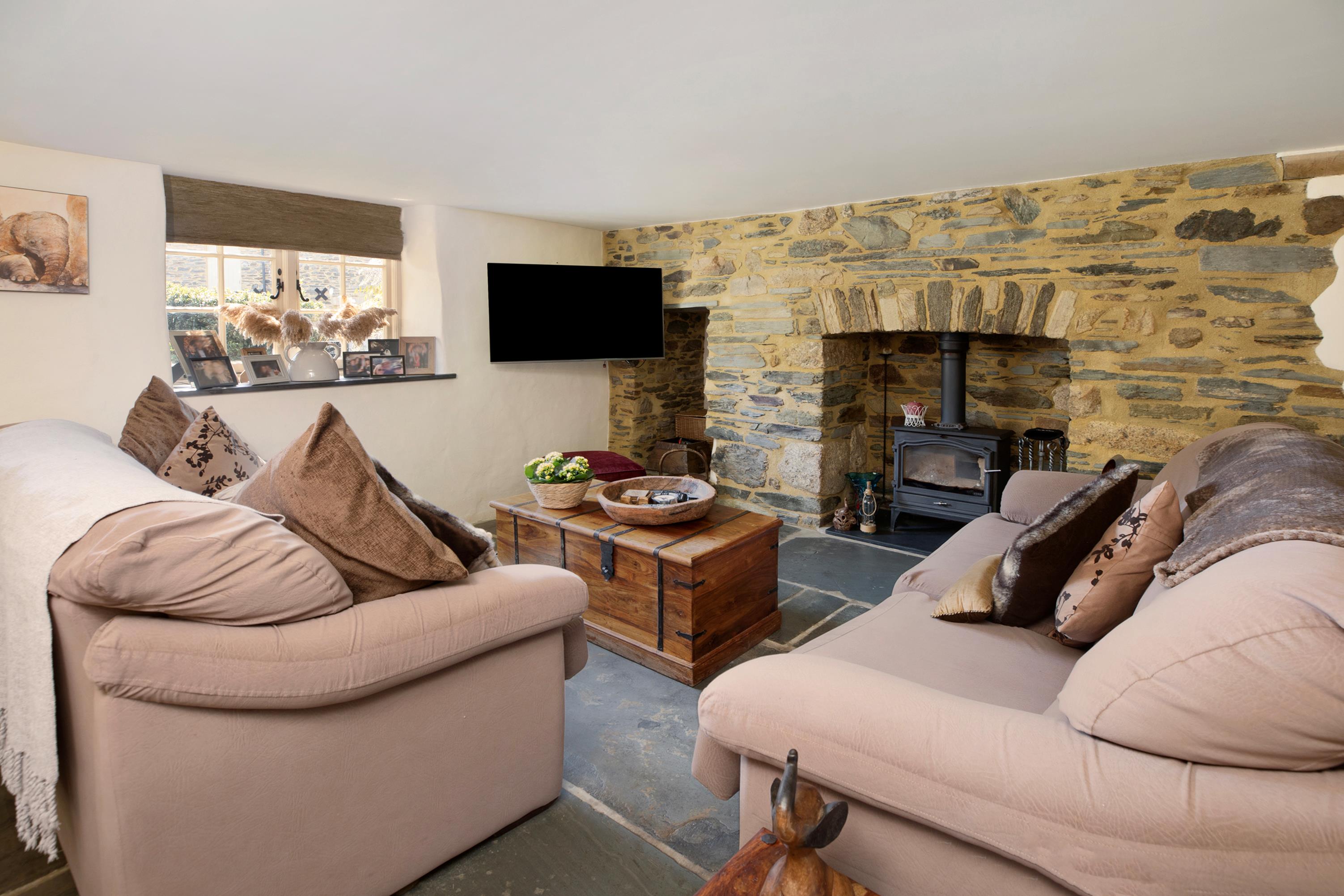 Lower Hill Farm, Lamerton, Tavistock, Devon, PL19.