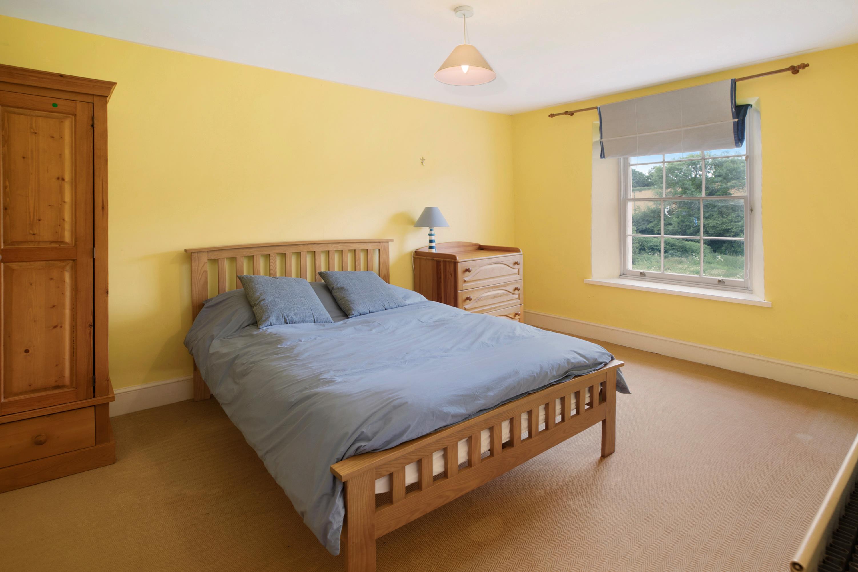 Broadhempston, Totnes, Devon, TQ9
