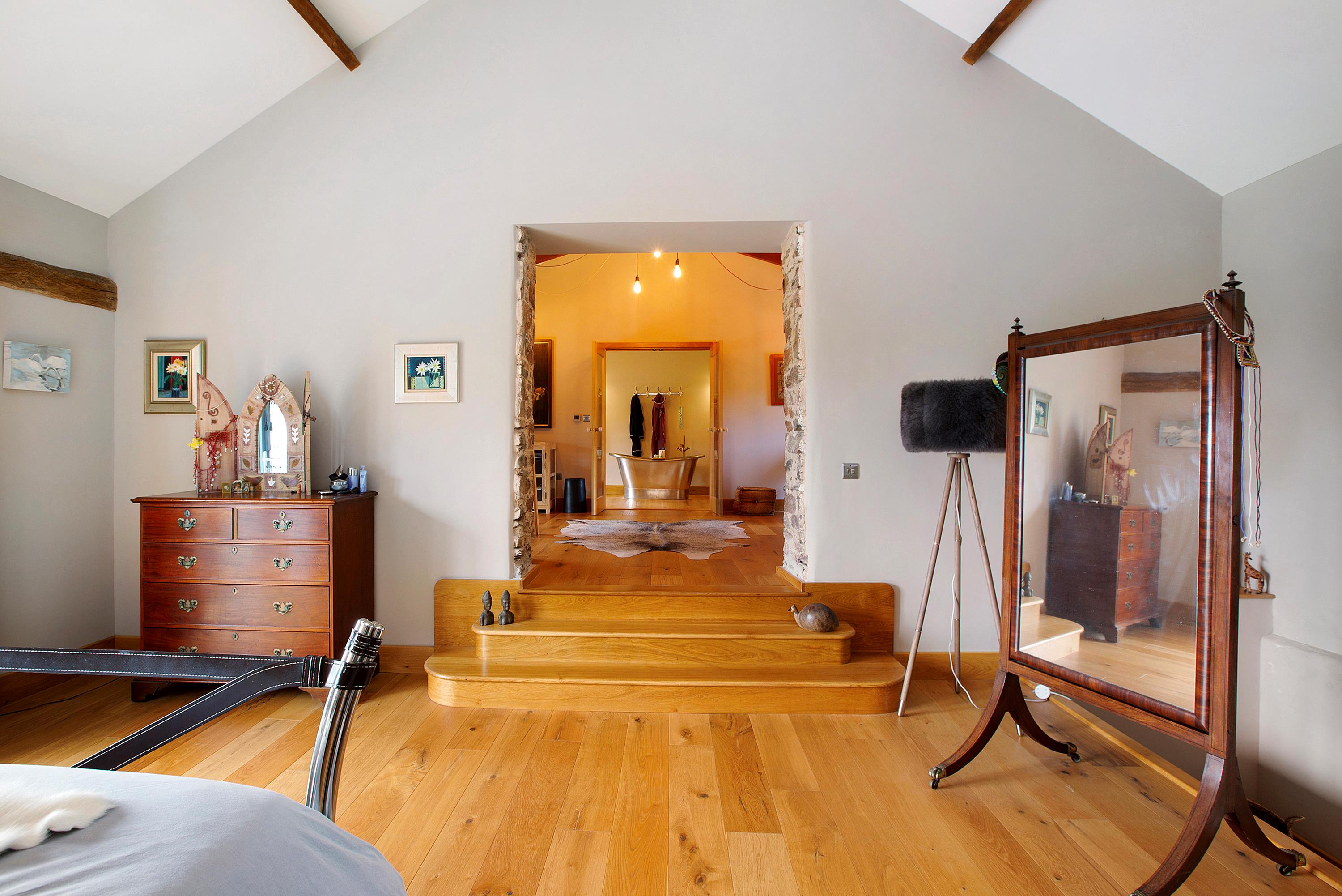 Cornworthy, Totnes, Devon TQ9