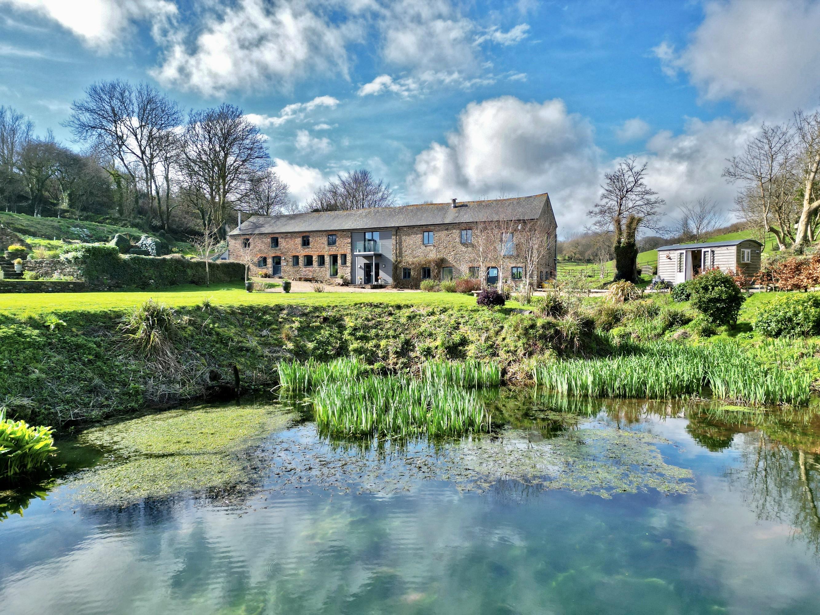 Cornworthy, Totnes, Devon TQ9