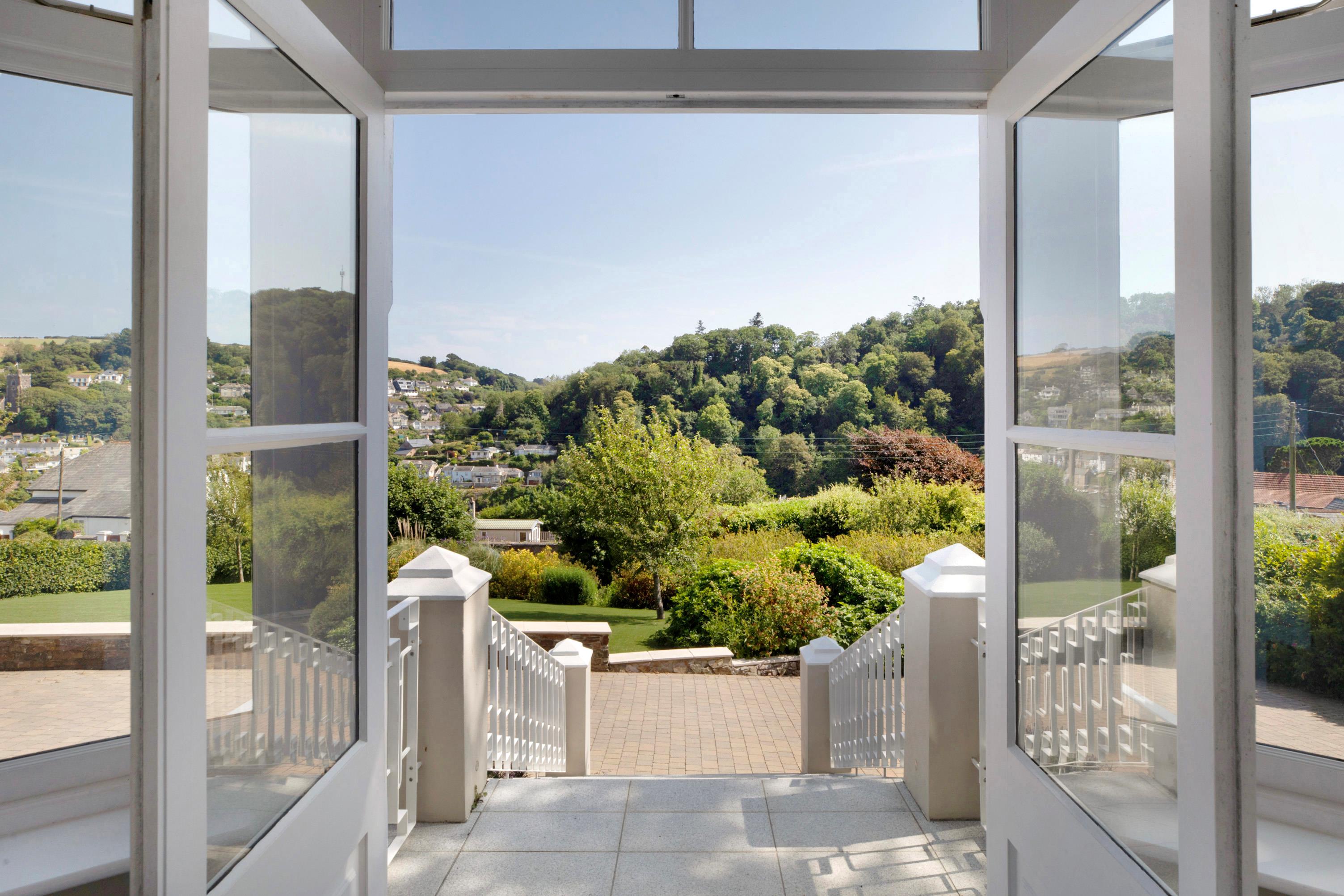 Yealm Road, Newton Ferrers, Plymouth, Devon, PL8