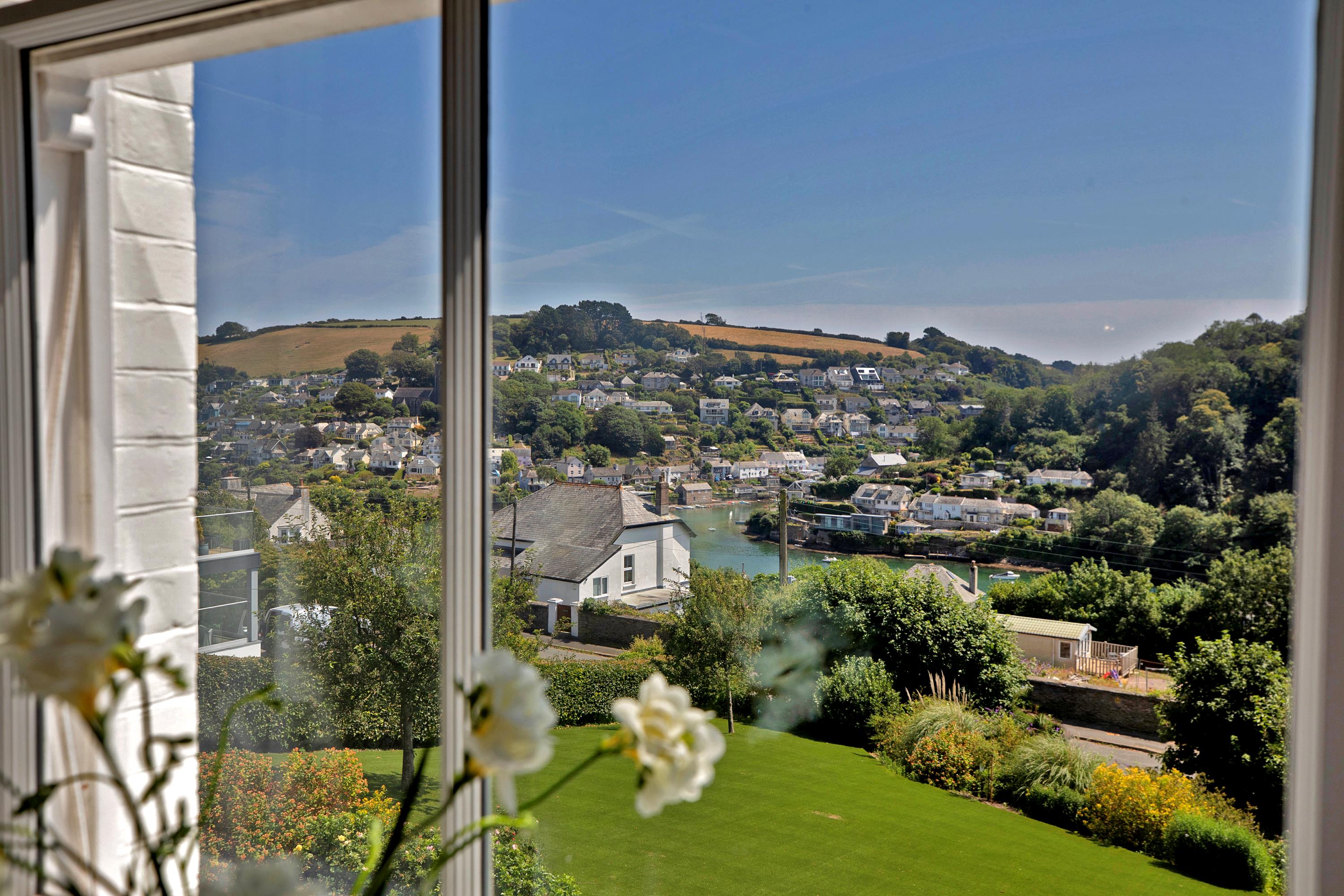 Yealm Road, Newton Ferrers, Plymouth, Devon, PL8