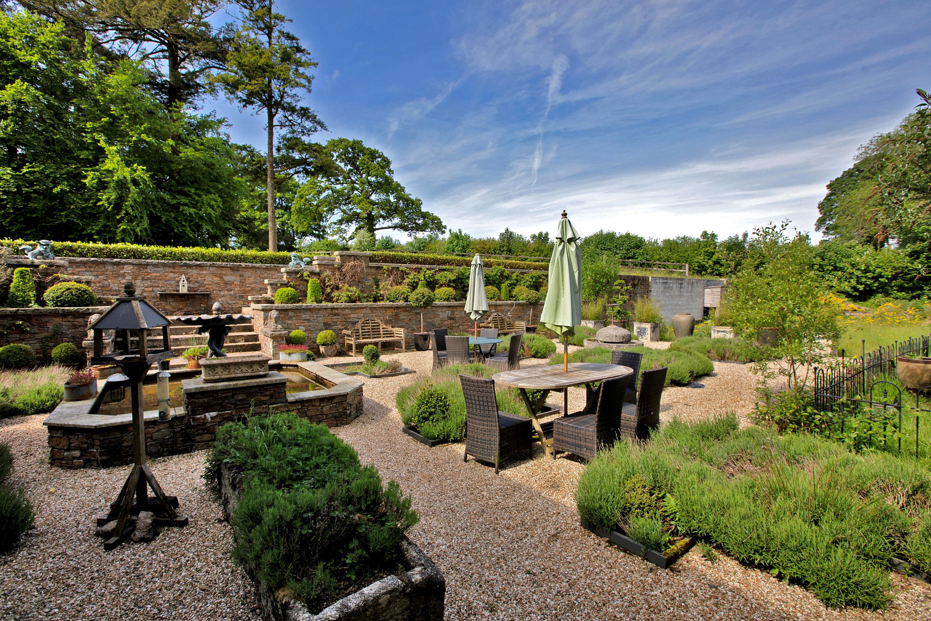 Lamerton, Tavistock, Devon, PL19