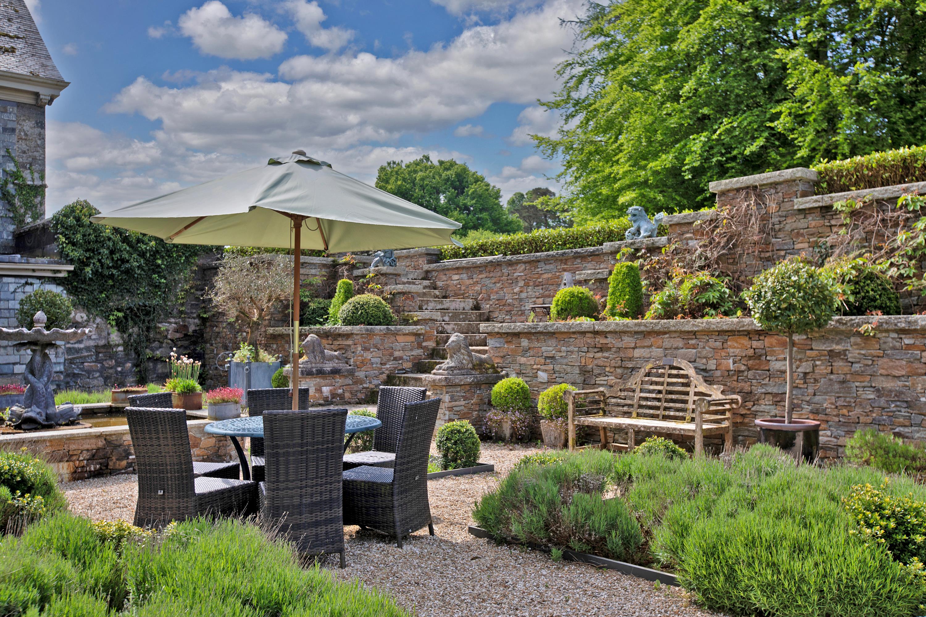 Lamerton, Tavistock, Devon, PL19