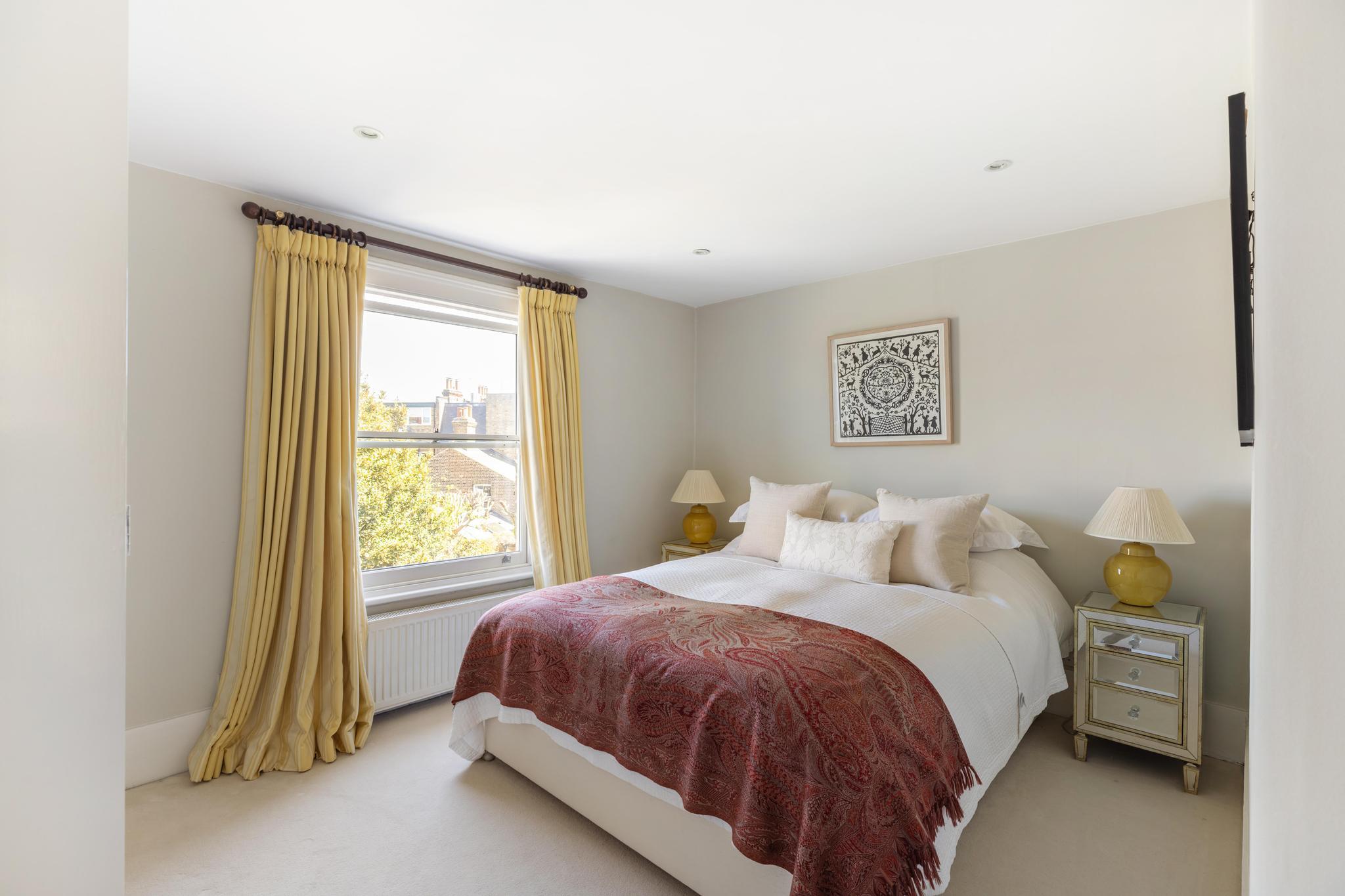 Acfold Road,  London, SW6