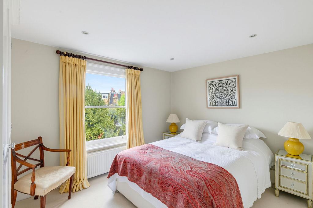 Acfold Road,  London, SW6