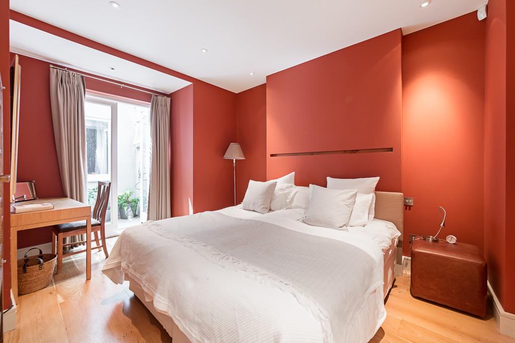 Musgrave Crescent, London, SW6
