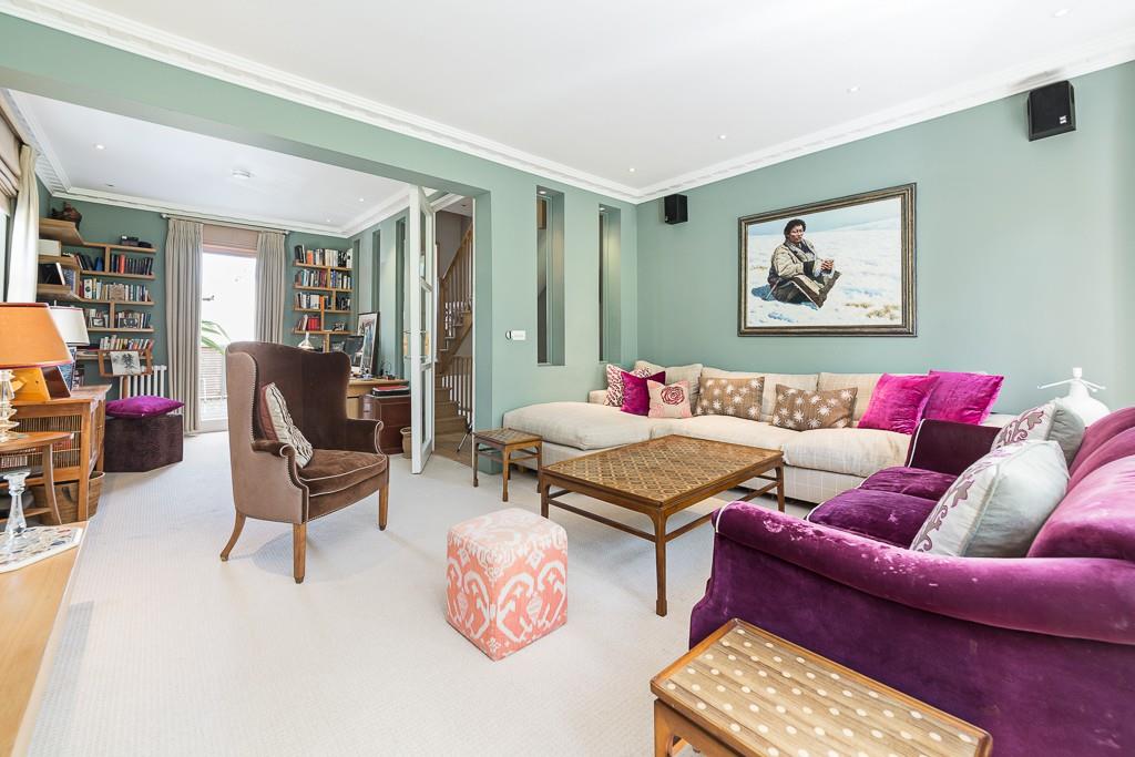 Musgrave Crescent, London, SW6
