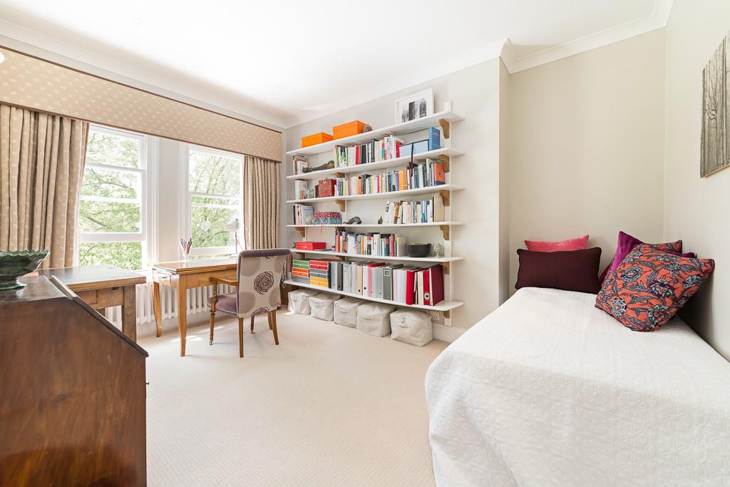 Musgrave Crescent, London, SW6